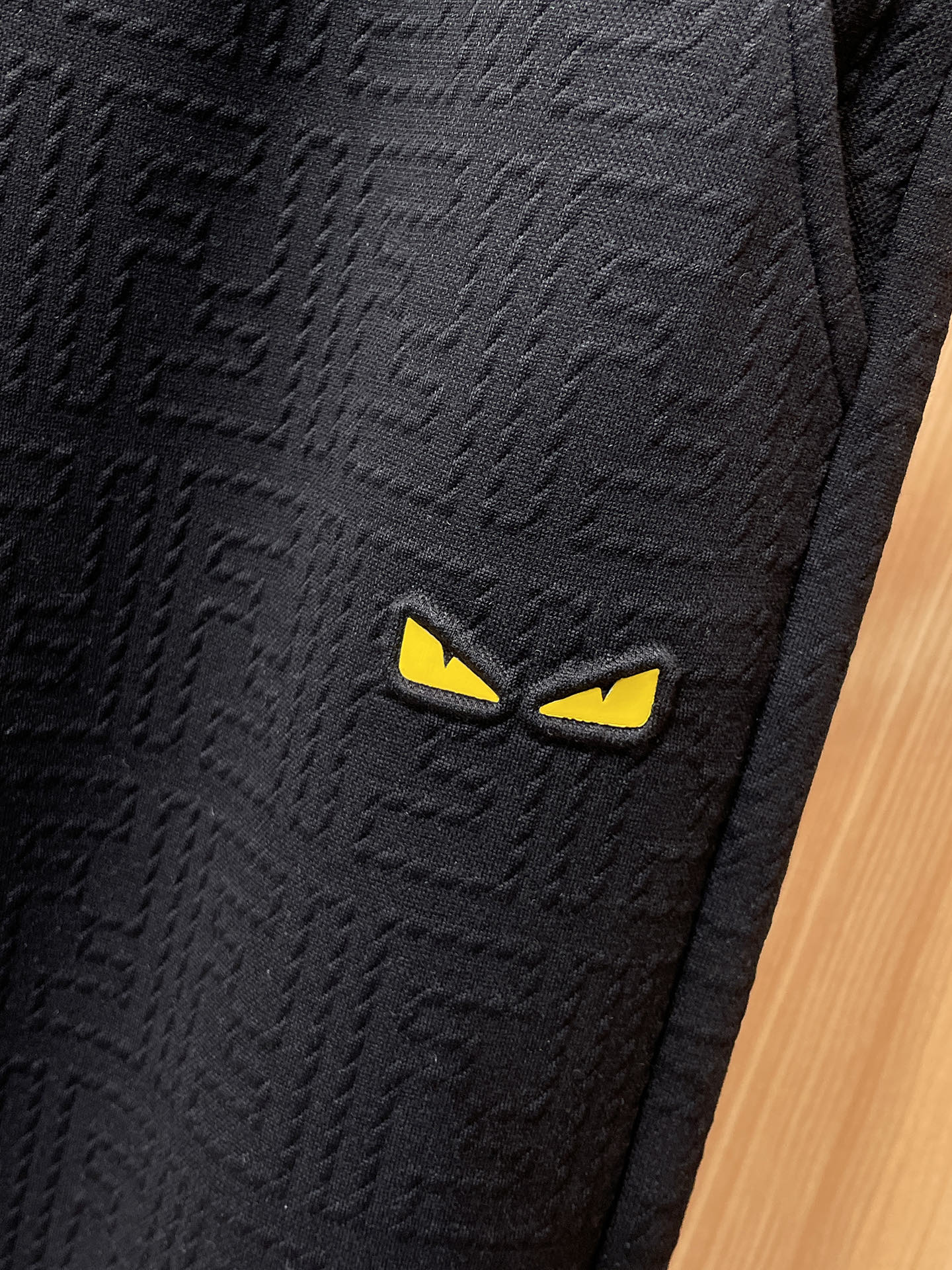 芬迪 顶级货品🐮 🆕2025秋冬新款休闲裤！官网同步发售。品牌经典LOGO休闲裤 ，定制面料，舒适度极好