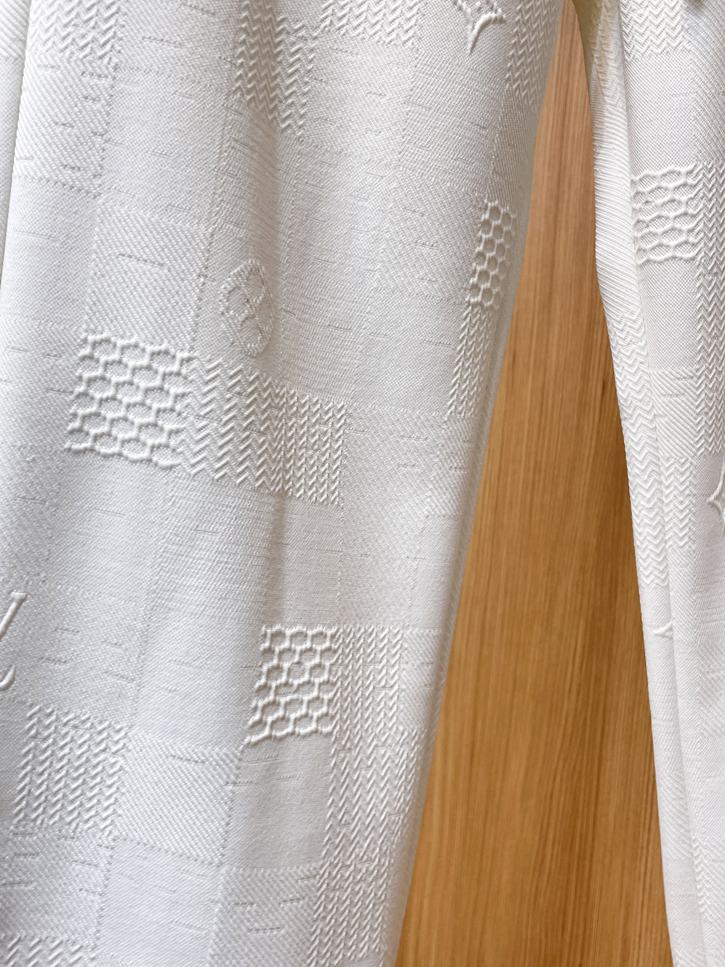 LV 顶级货品🐮 🆕2025秋冬新款休闲裤！官网同步发售。品牌经典LOGO休闲裤 ，定制面料，舒适度极好