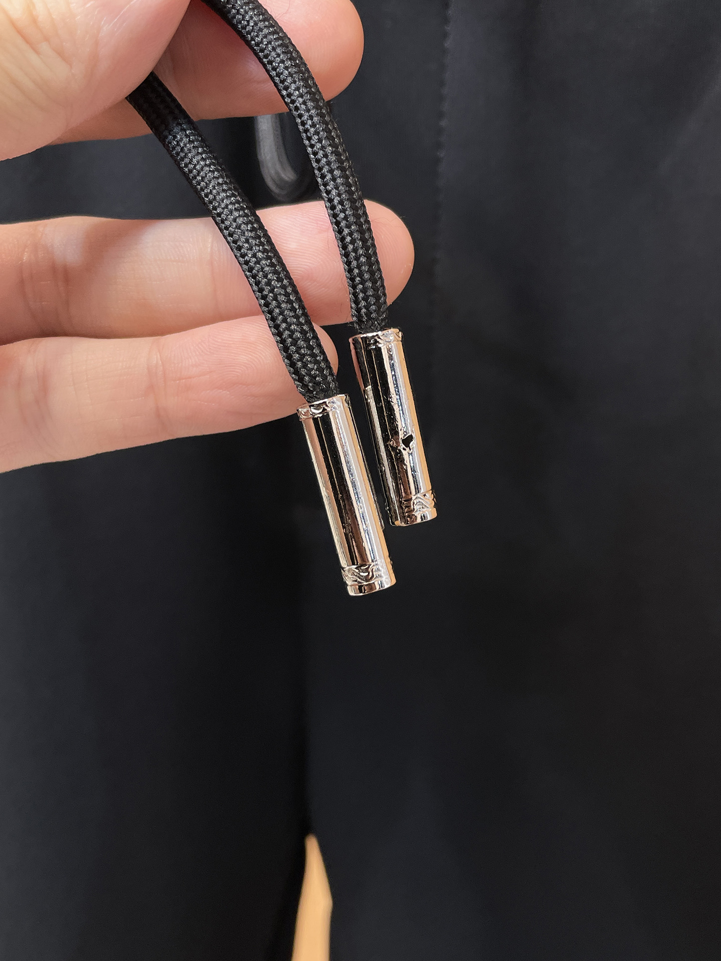 普拉达 顶级货品🐮 🆕2025秋冬新款休闲裤！官网同步发售。品牌经典LOGO休闲裤 ，定制面料，舒适度极