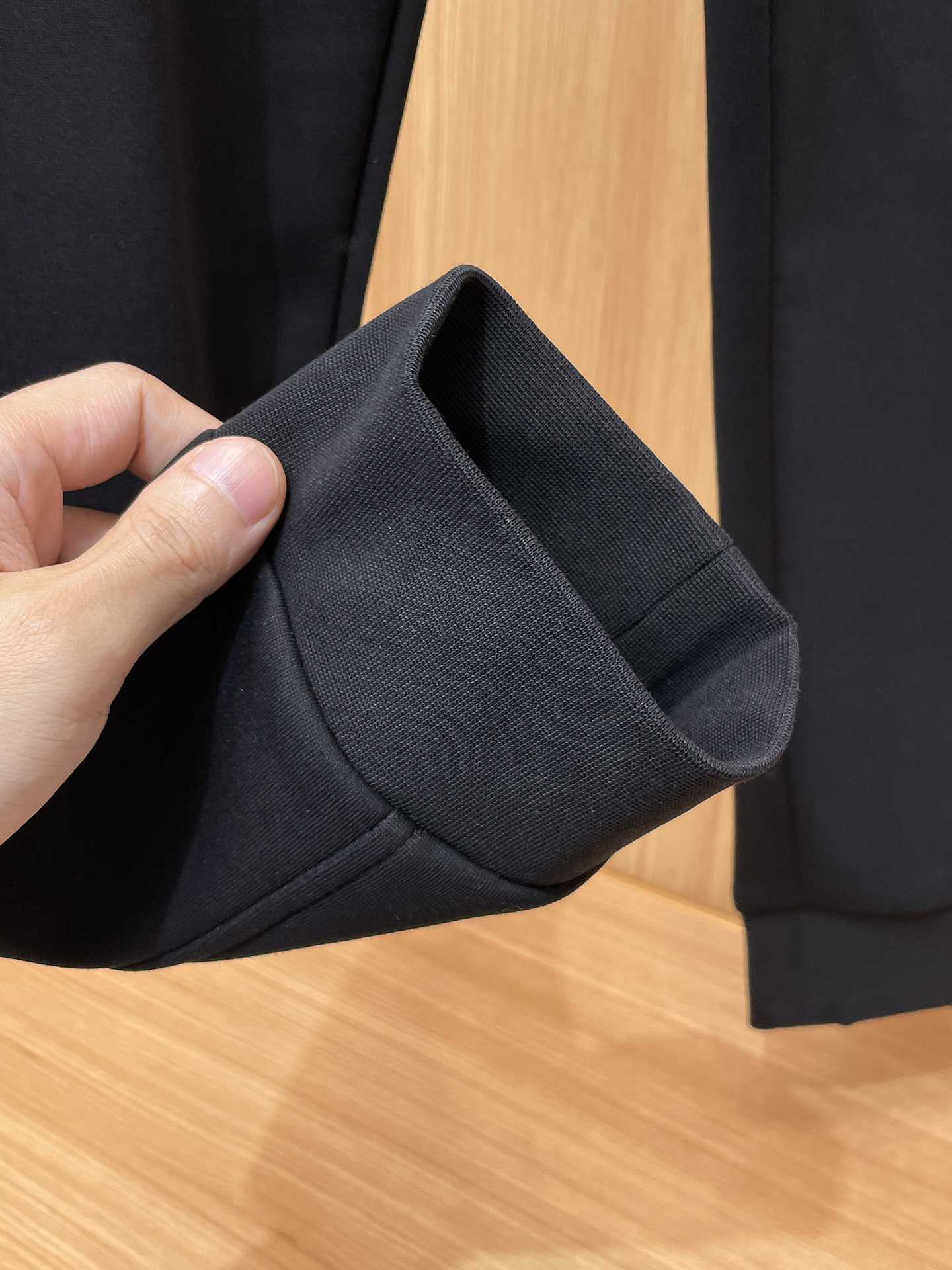 西太后 顶级货品🐮 🆕2025秋冬新款休闲裤！官网同步发售。品牌经典LOGO休闲裤 ，定制面料，舒适度极