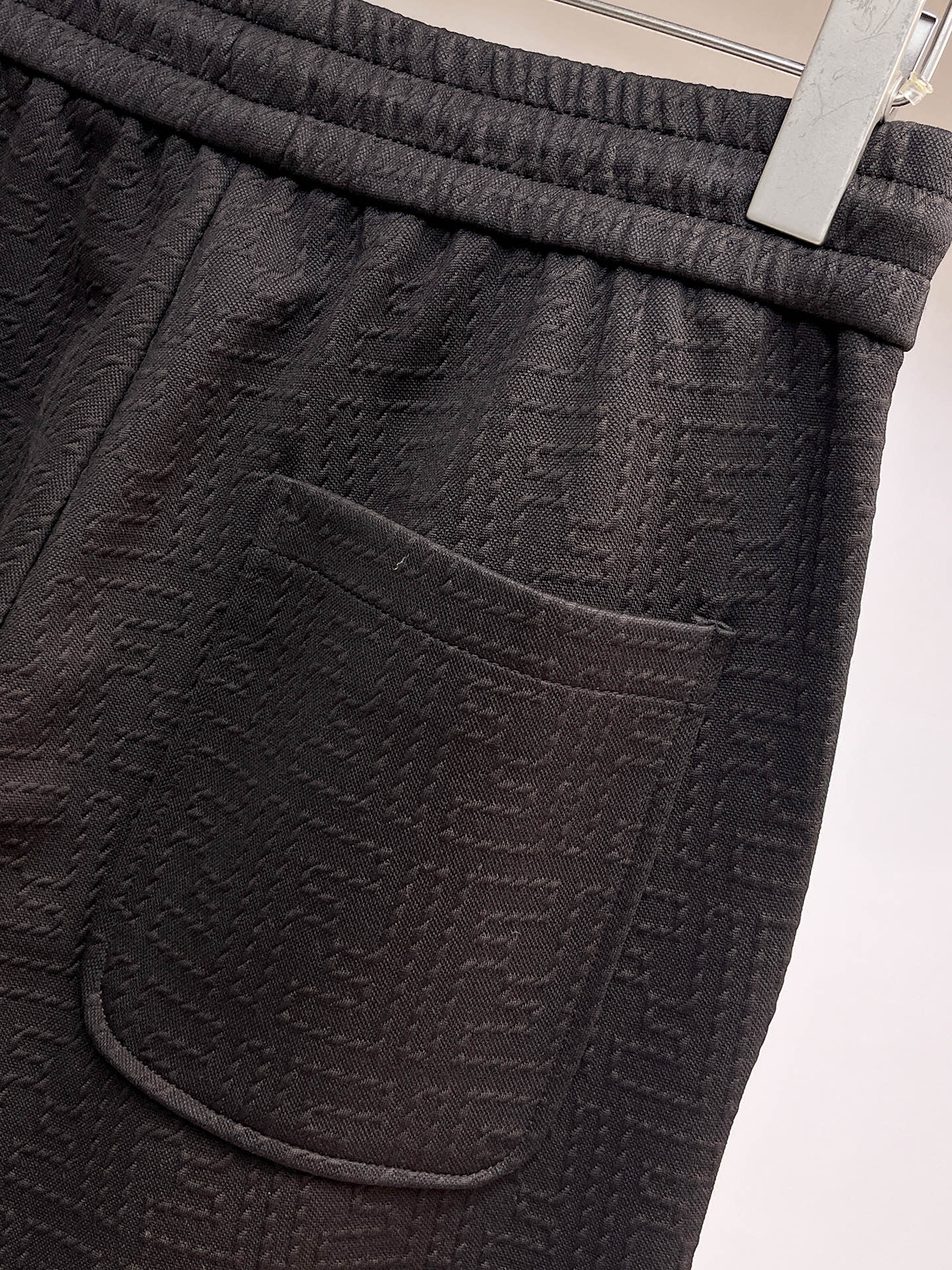 芬迪 顶级货品🐮 🆕2026春夏新款休闲裤！官网同步发售。品牌经典LOGO休闲裤 ，定制面料，舒适度极好