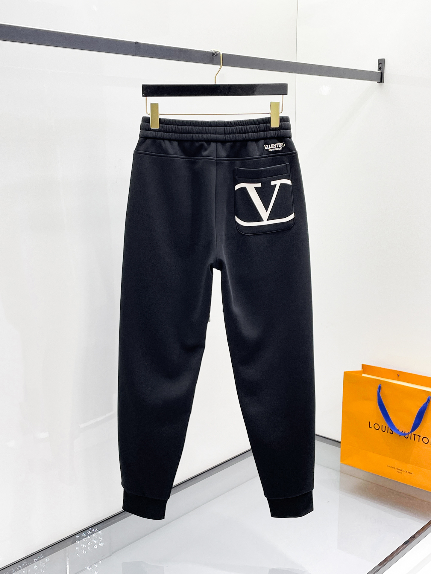 Valentino men 🆕2026 LOGO M-3XL — photo 2