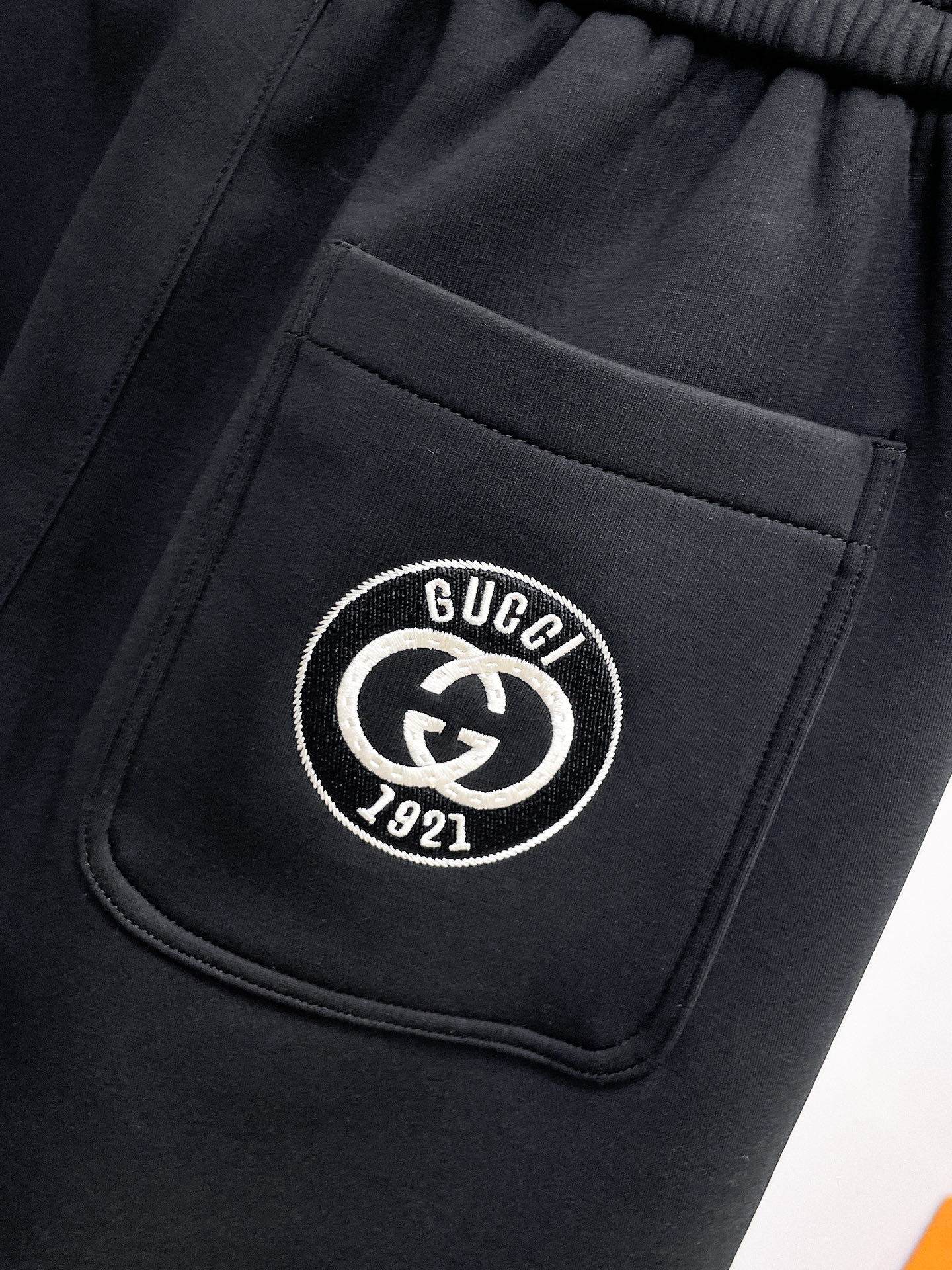 古奇 顶级货品🐮 🆕2026春夏新款休闲裤！官网同步发售。品牌经典LOGO休闲裤 ，定制面料，舒适度极好