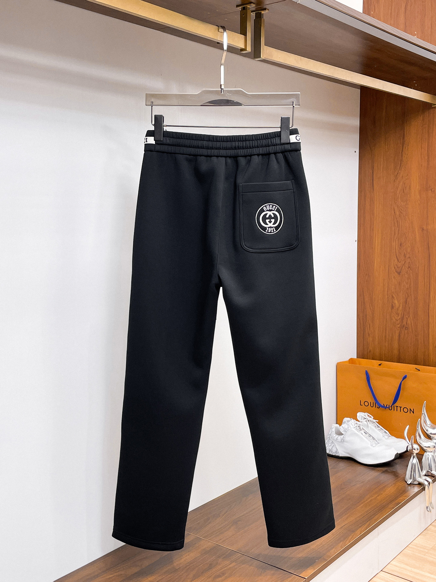 古奇 顶级货品🐮 🆕2026春夏新款休闲裤！官网同步发售。品牌经典LOGO休闲裤 ，定制面料，舒适度极好