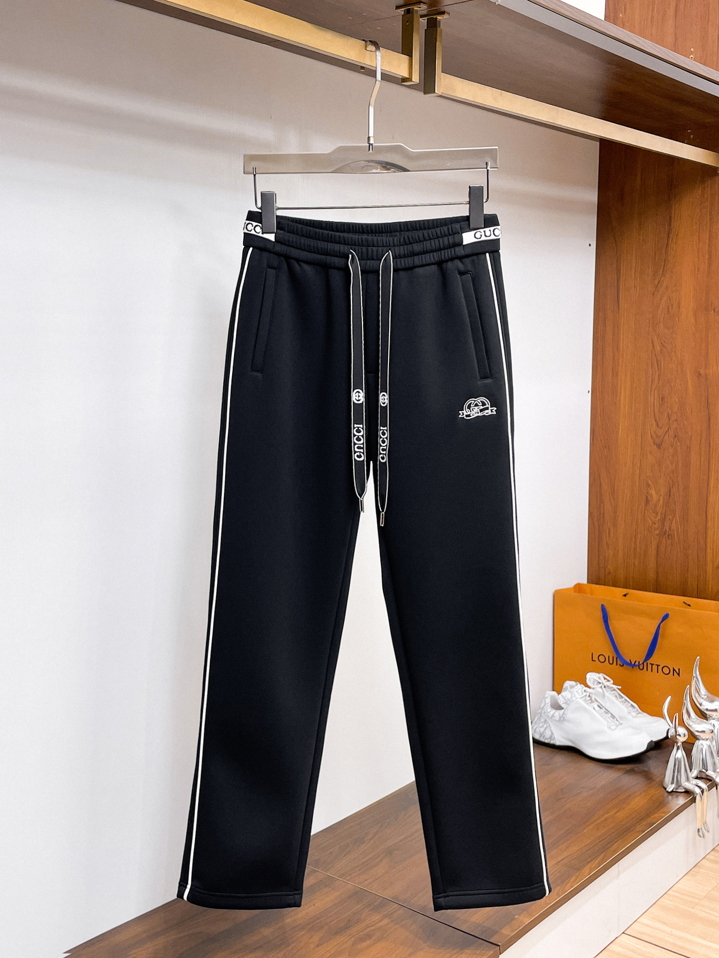 古奇 顶级货品🐮 🆕2026春夏新款休闲裤！官网同步发售。品牌经典LOGO休闲裤 ，定制面料，舒适度极好