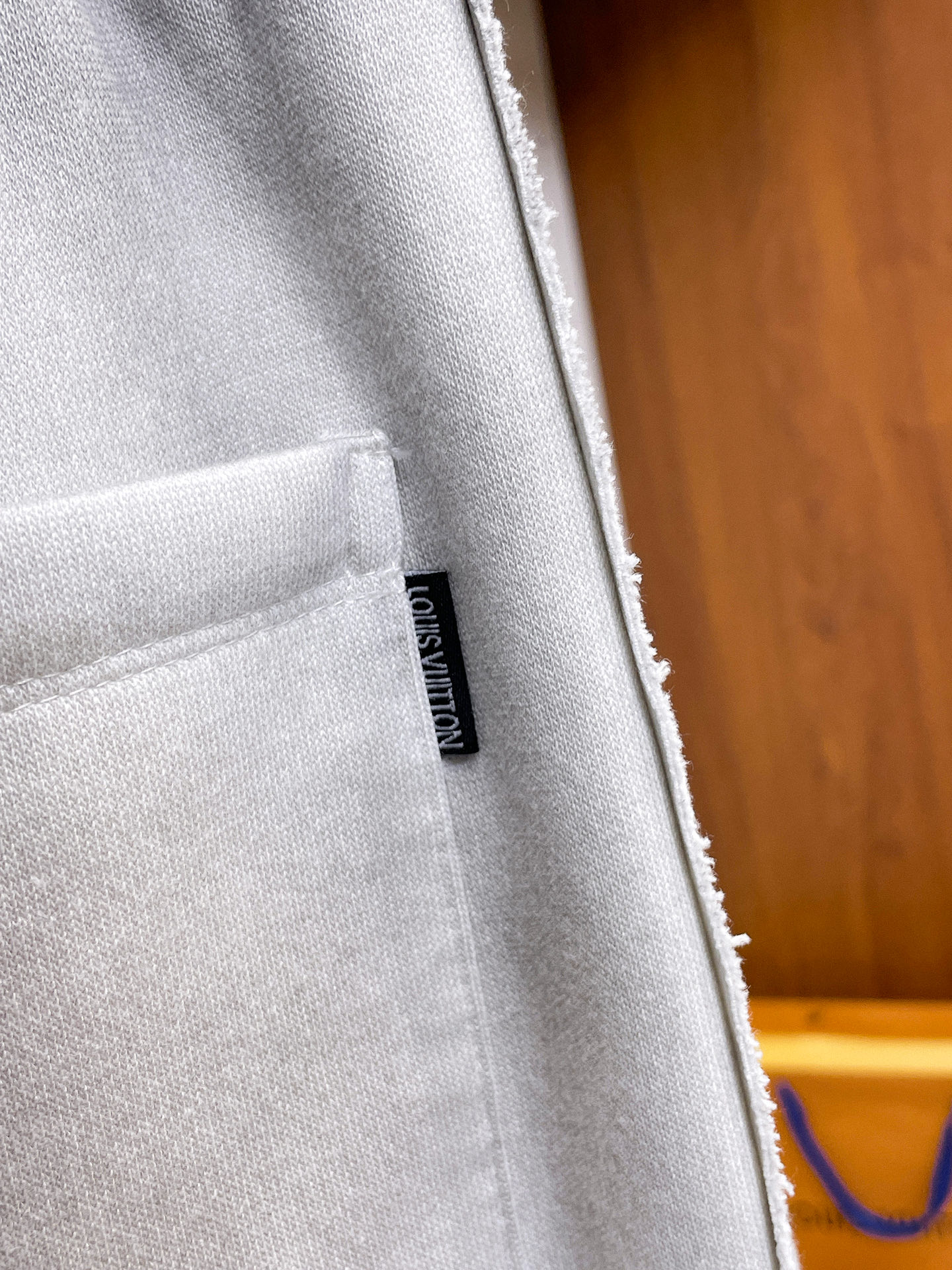 LV 顶级货品🐮 🆕2026春夏新款休闲裤！官网同步发售。品牌经典LOGO休闲裤 ，定制面料，舒适度极好