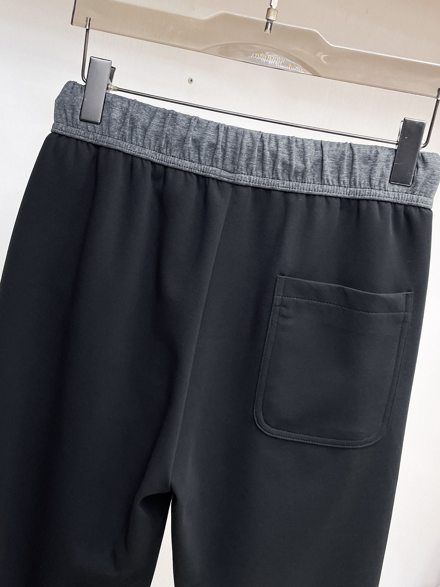 alo 顶级货品🐮 🆕2026春夏新款休闲裤！官网同步发售。品牌经典LOGO休闲裤 ，定制面料，舒适度极