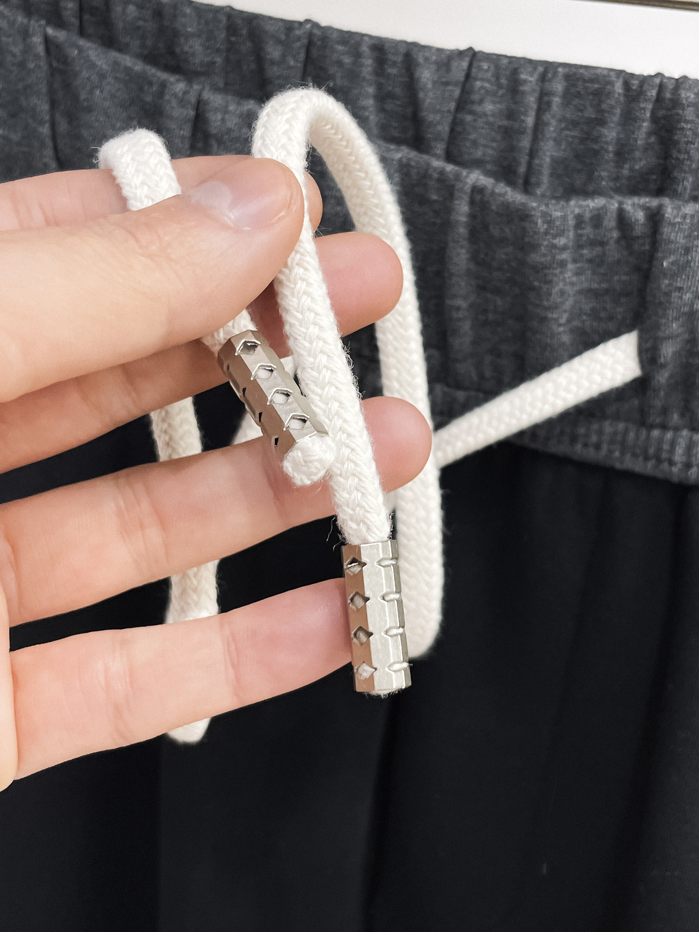 alo 顶级货品🐮 🆕2026春夏新款休闲裤！官网同步发售。品牌经典LOGO休闲裤 ，定制面料，舒适度极