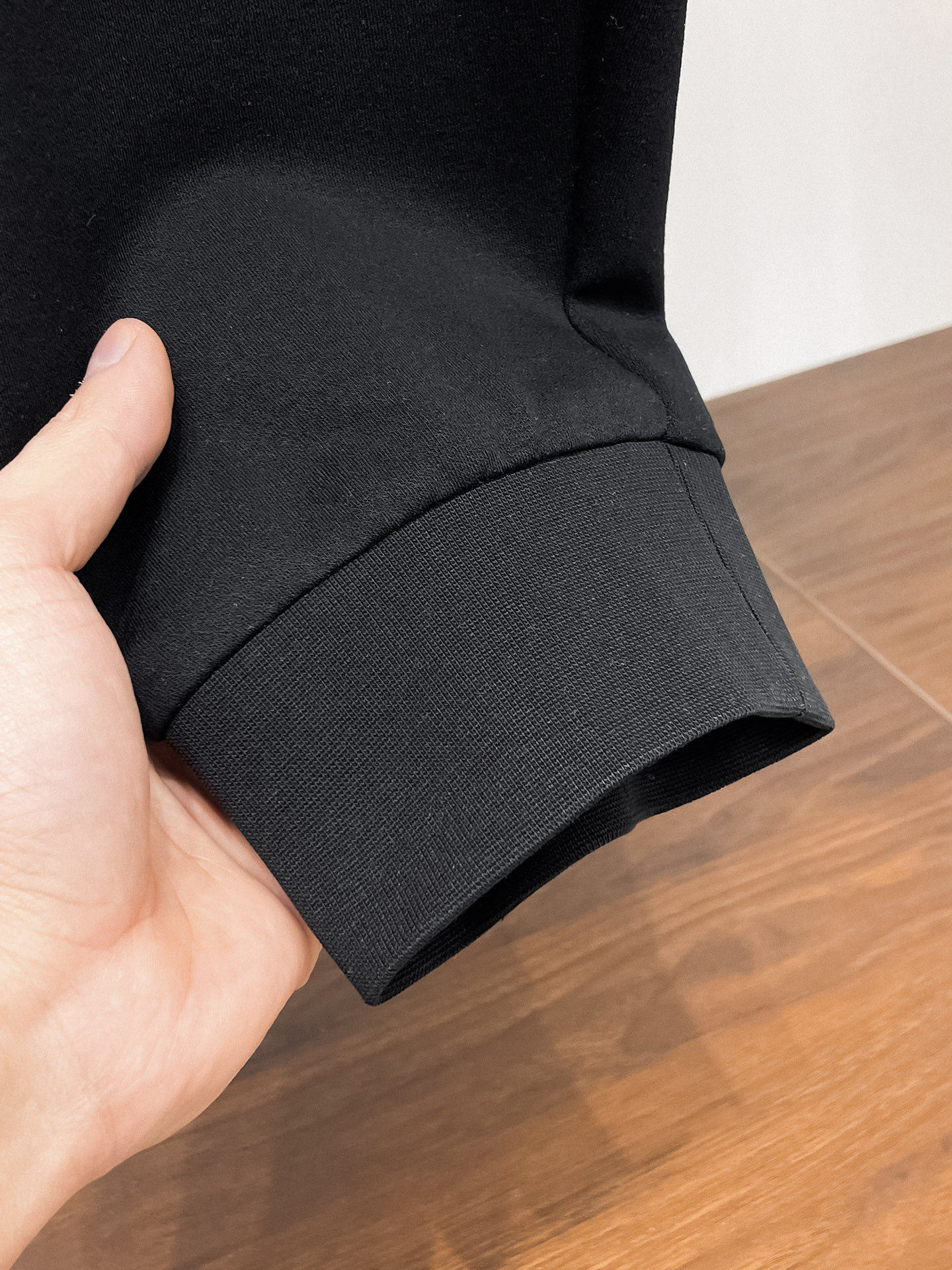 蒙口 顶级货品🐮 🆕2026春夏新款休闲裤！官网同步发售。品牌经典LOGO休闲裤 ，定制面料，舒适度极好