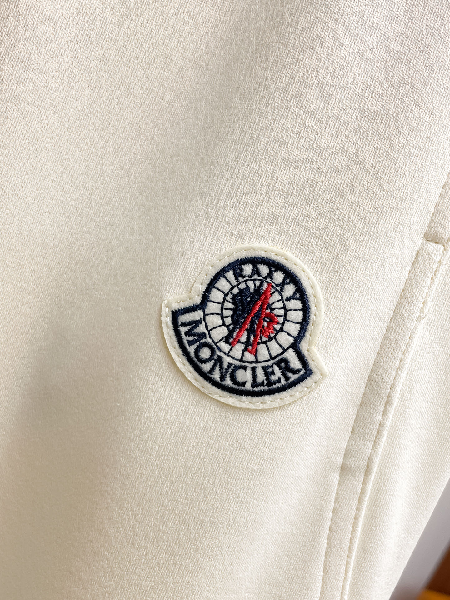 蒙口 顶级货品🐮 🆕2026春夏新款休闲裤！官网同步发售。品牌经典LOGO休闲裤 ，定制面料，舒适度极好