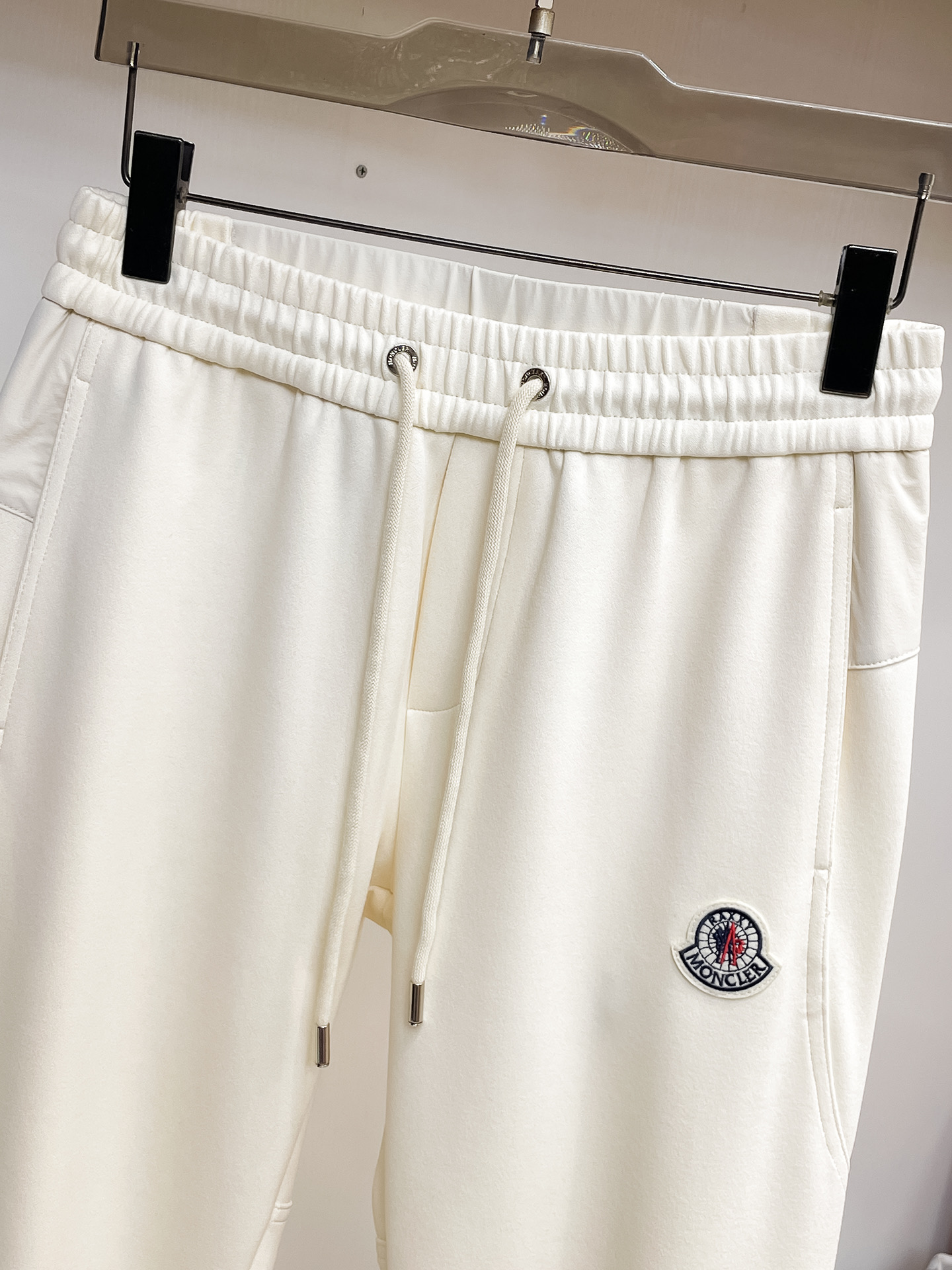 蒙口 顶级货品🐮 🆕2026春夏新款休闲裤！官网同步发售。品牌经典LOGO休闲裤 ，定制面料，舒适度极好