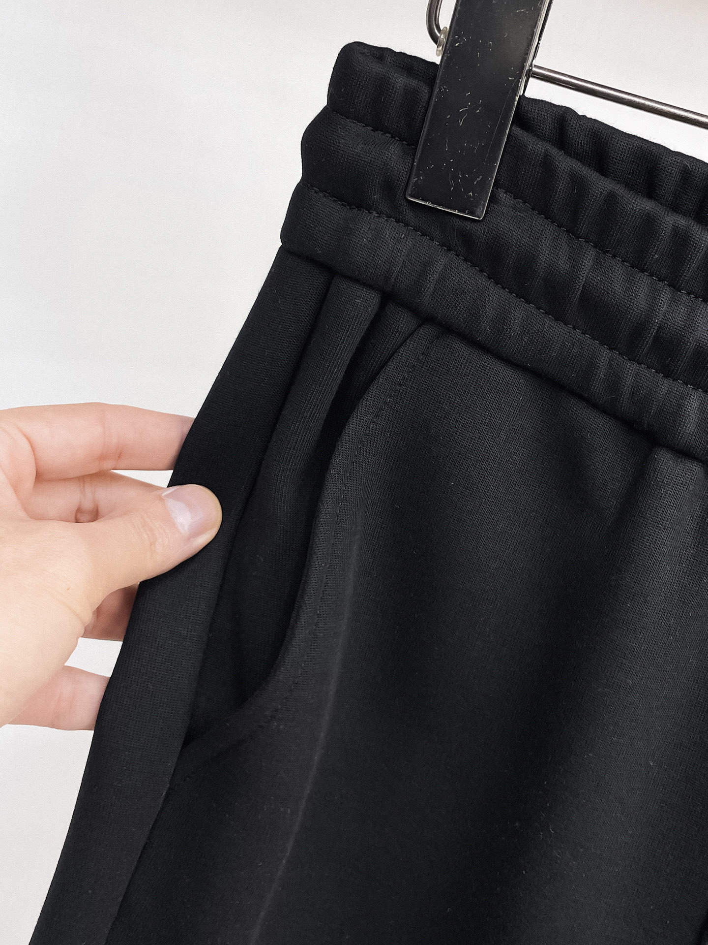 巴宝莉 顶级货品🐮 🆕2026春夏新款休闲裤！官网同步发售。品牌经典LOGO休闲裤 ，定制面料，舒适度极