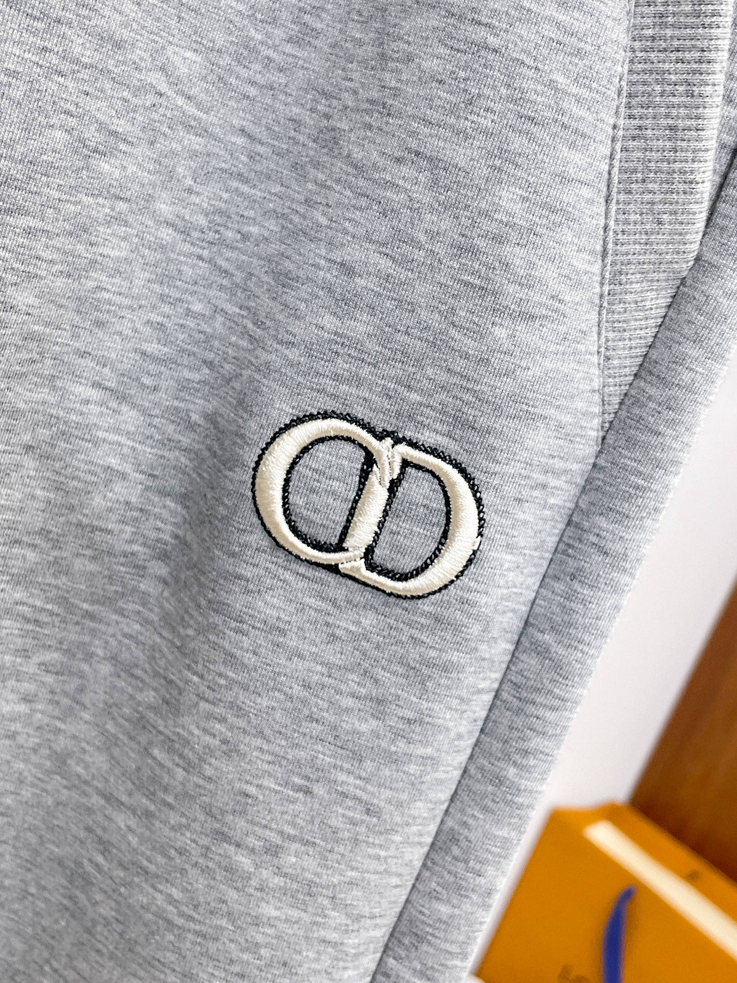 迪奥 顶级货品🐮 🆕2026春夏新款休闲裤！官网同步发售。品牌经典LOGO休闲裤 ，定制面料，舒适度极好