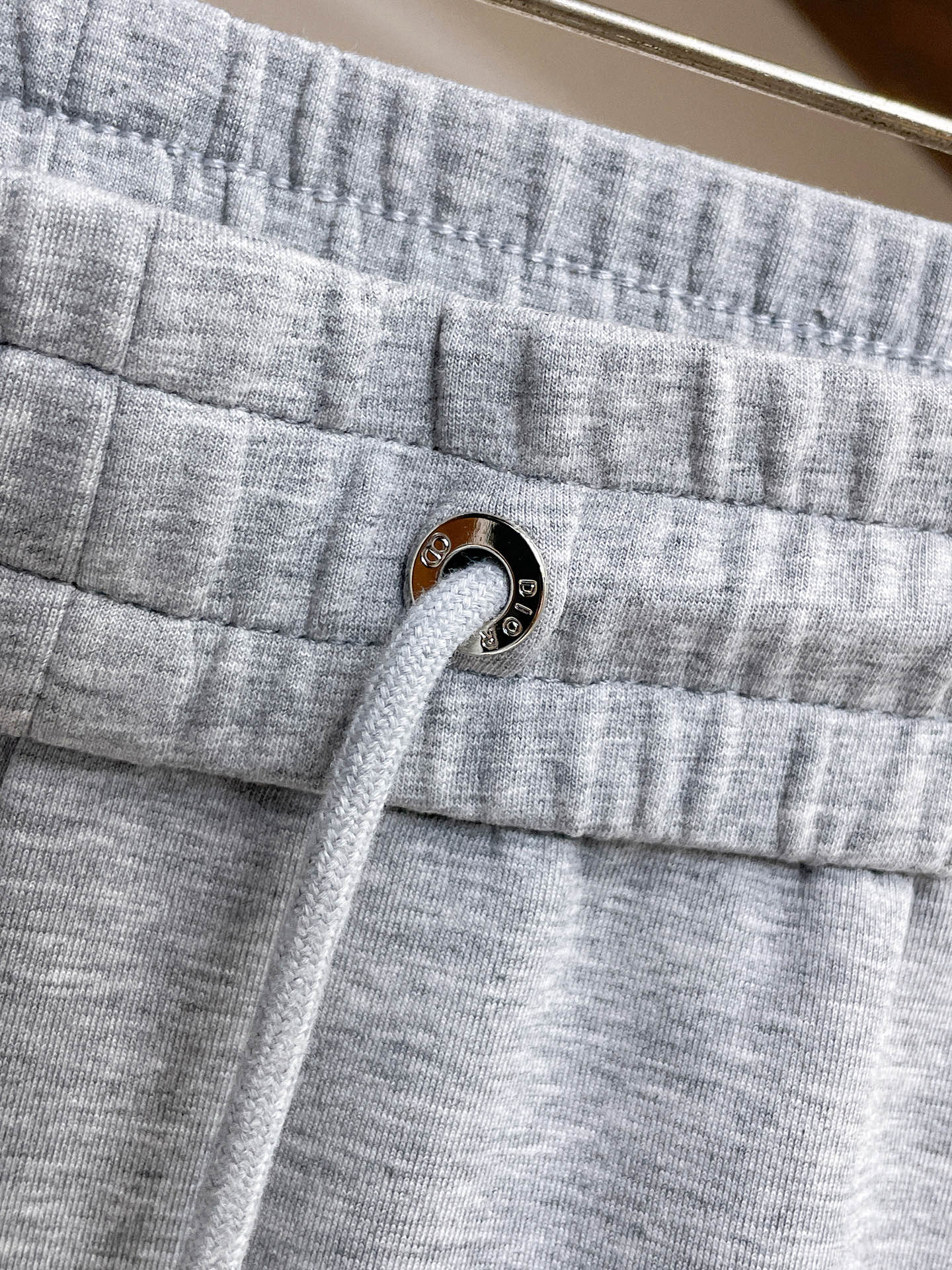 迪奥 顶级货品🐮 🆕2026春夏新款休闲裤！官网同步发售。品牌经典LOGO休闲裤 ，定制面料，舒适度极好