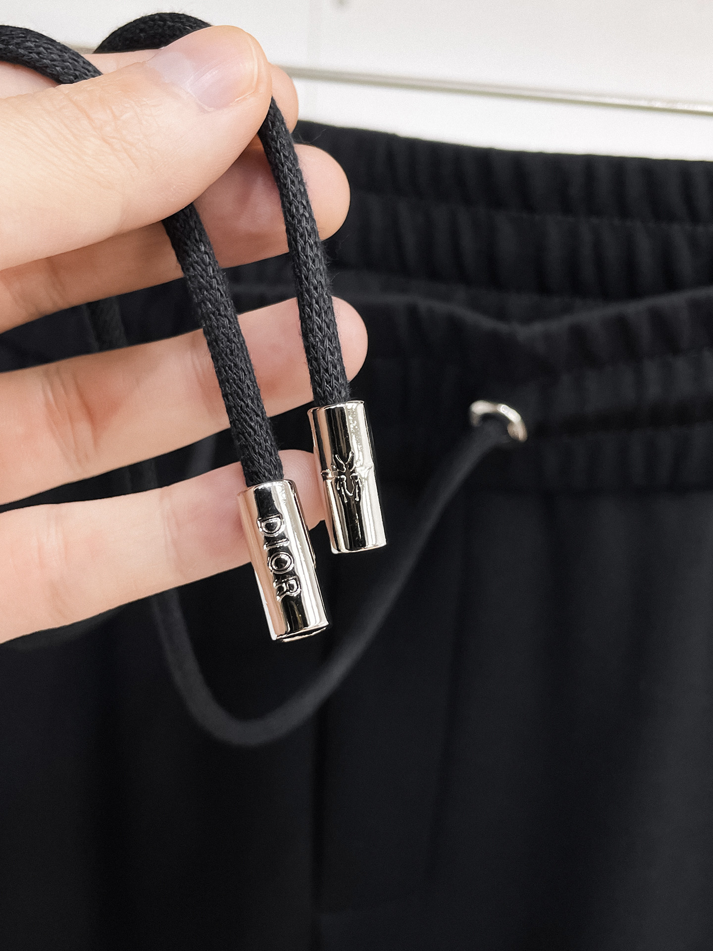 迪奥 顶级货品🐮 🆕2026春夏新款休闲裤！官网同步发售。品牌经典LOGO休闲裤 ，定制面料，舒适度极好