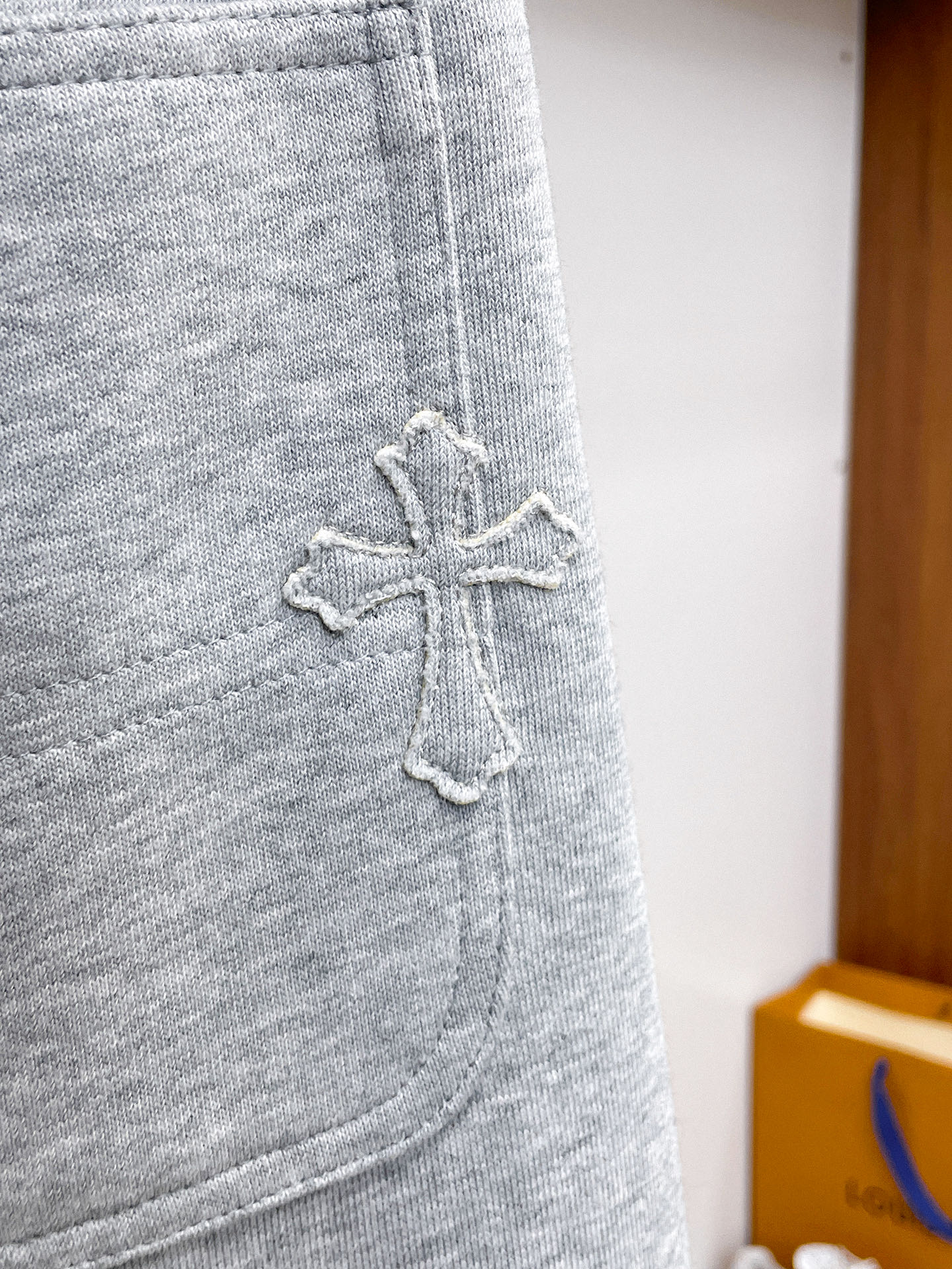 克罗心 顶级货品🐮 🆕2026春夏新款休闲裤！官网同步发售。品牌经典LOGO休闲裤 ，定制面料，舒适度极