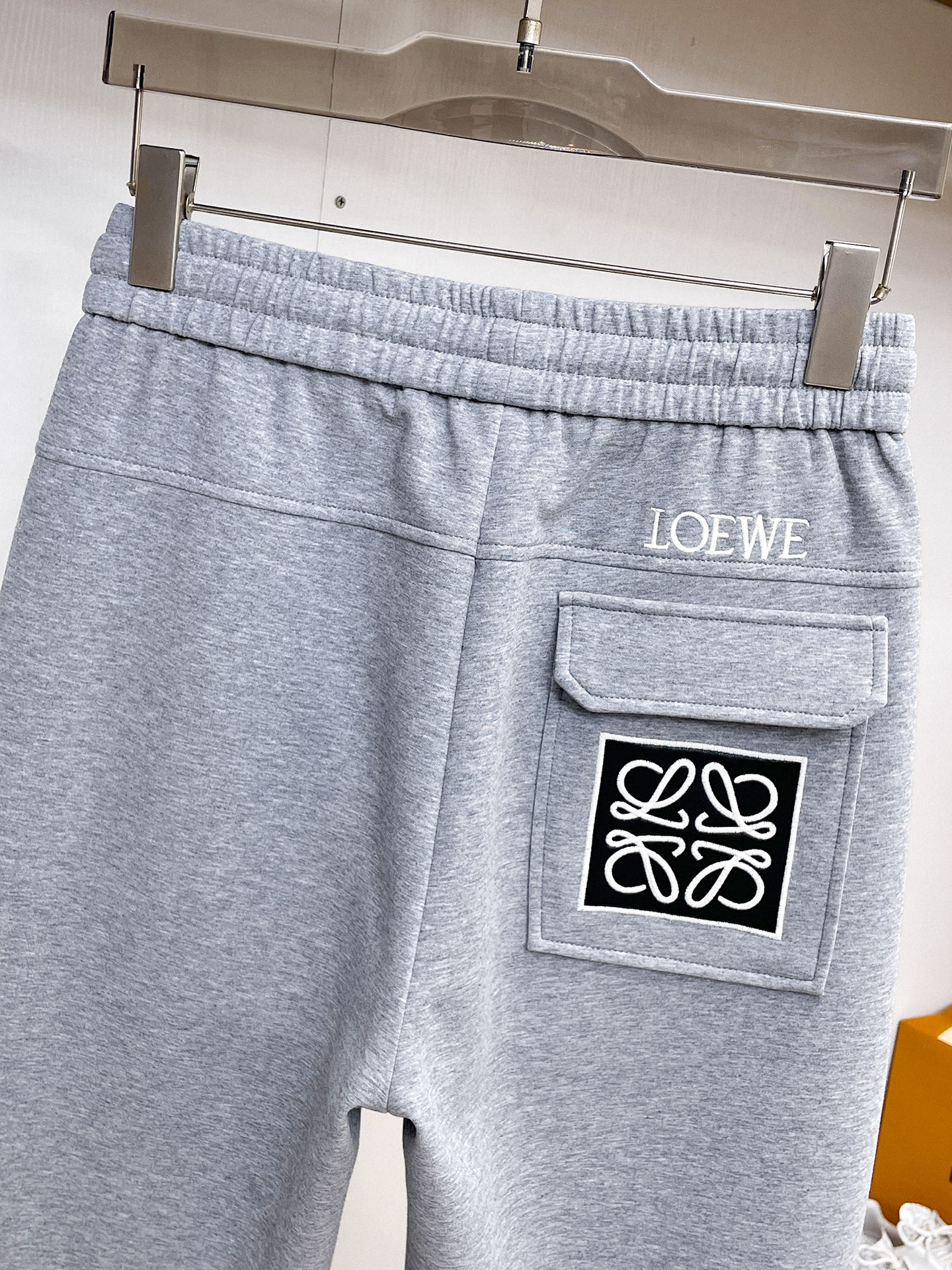 罗意威 顶级货品🐮 🆕2026春夏新款休闲裤！官网同步发售。品牌经典LOGO休闲裤 ，定制面料，舒适度极