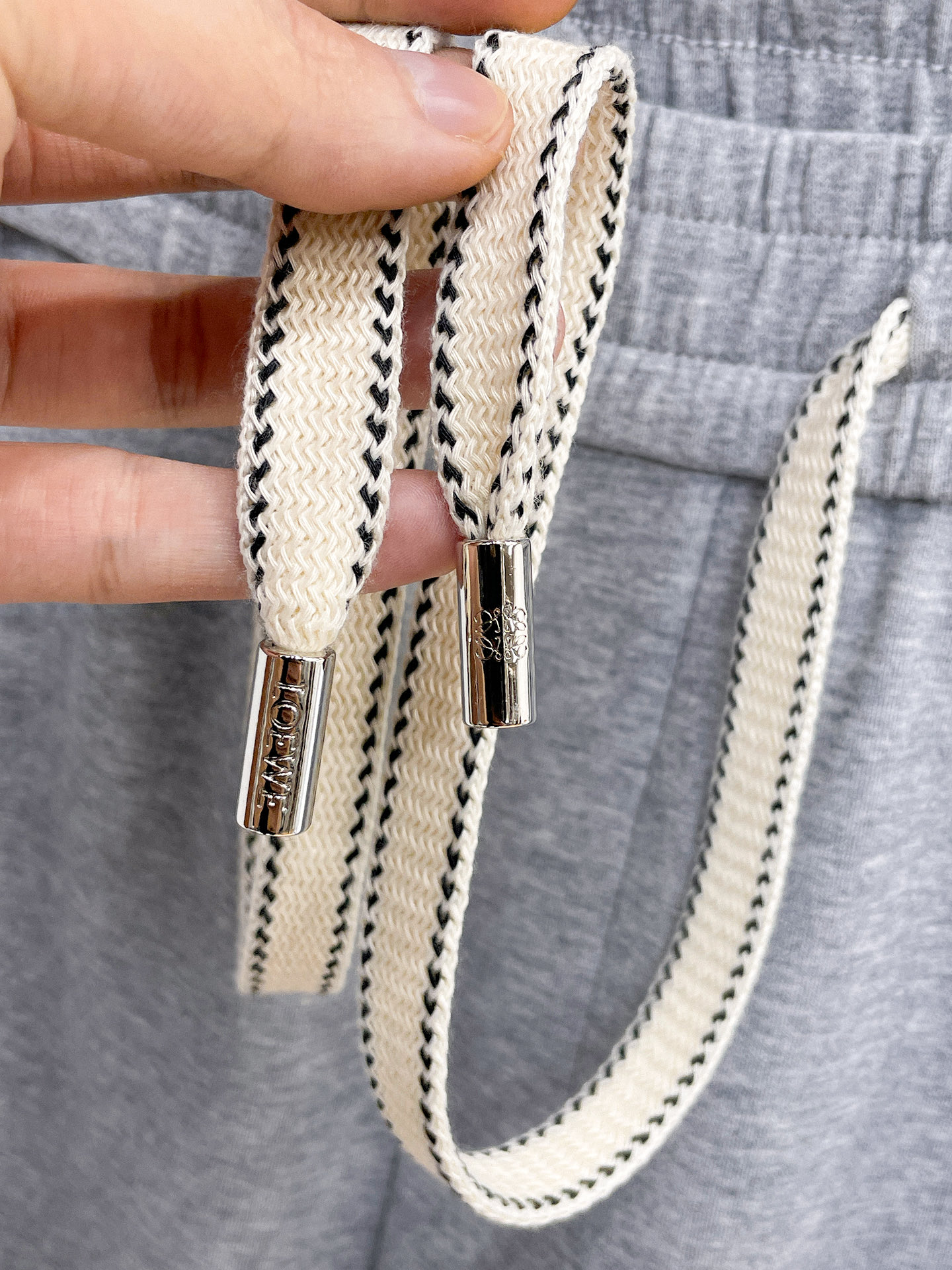 罗意威 顶级货品🐮 🆕2026春夏新款休闲裤！官网同步发售。品牌经典LOGO休闲裤 ，定制面料，舒适度极