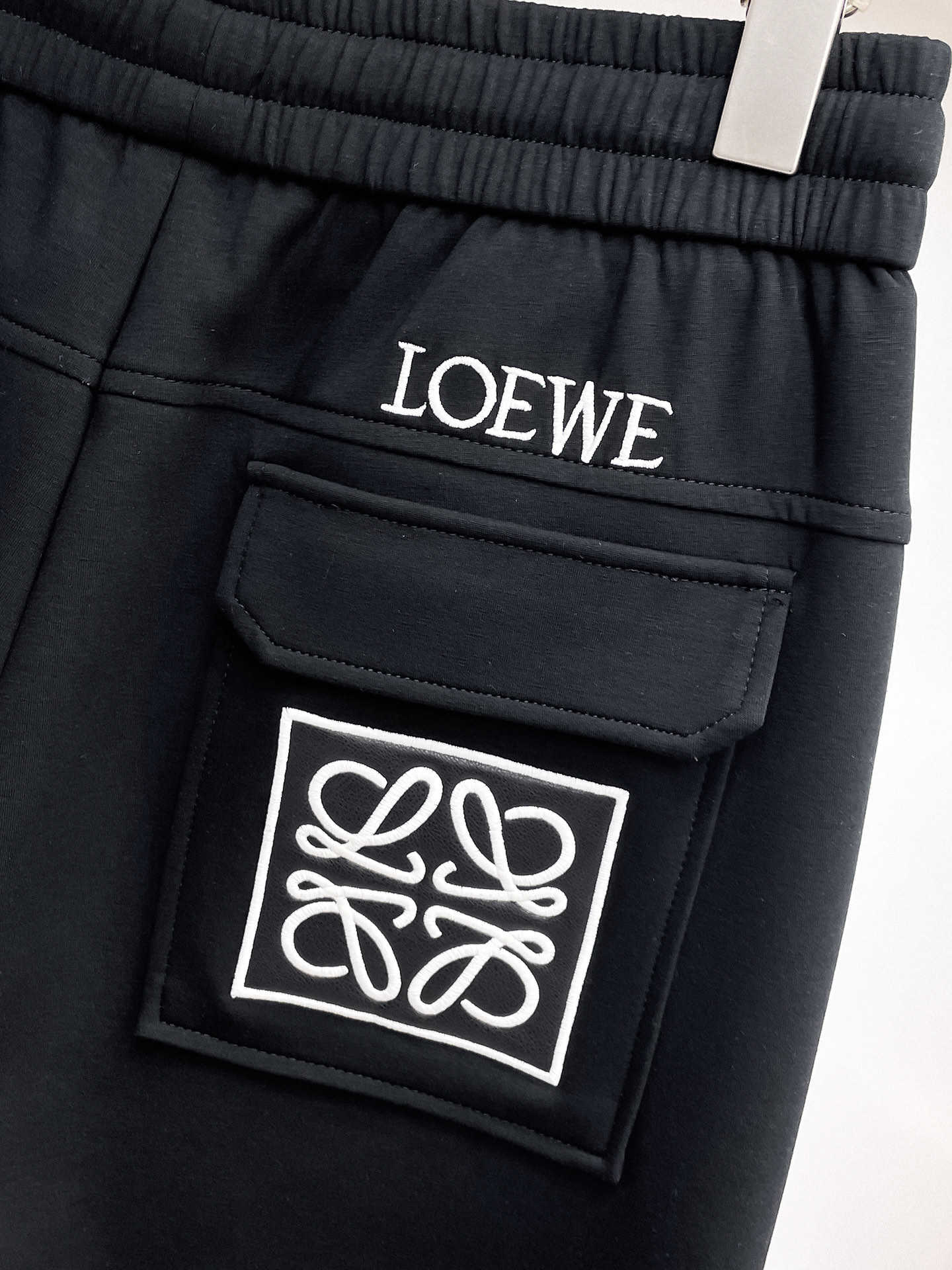 罗意威 顶级货品🐮 🆕2026春夏新款休闲裤！官网同步发售。品牌经典LOGO休闲裤 ，定制面料，舒适度极