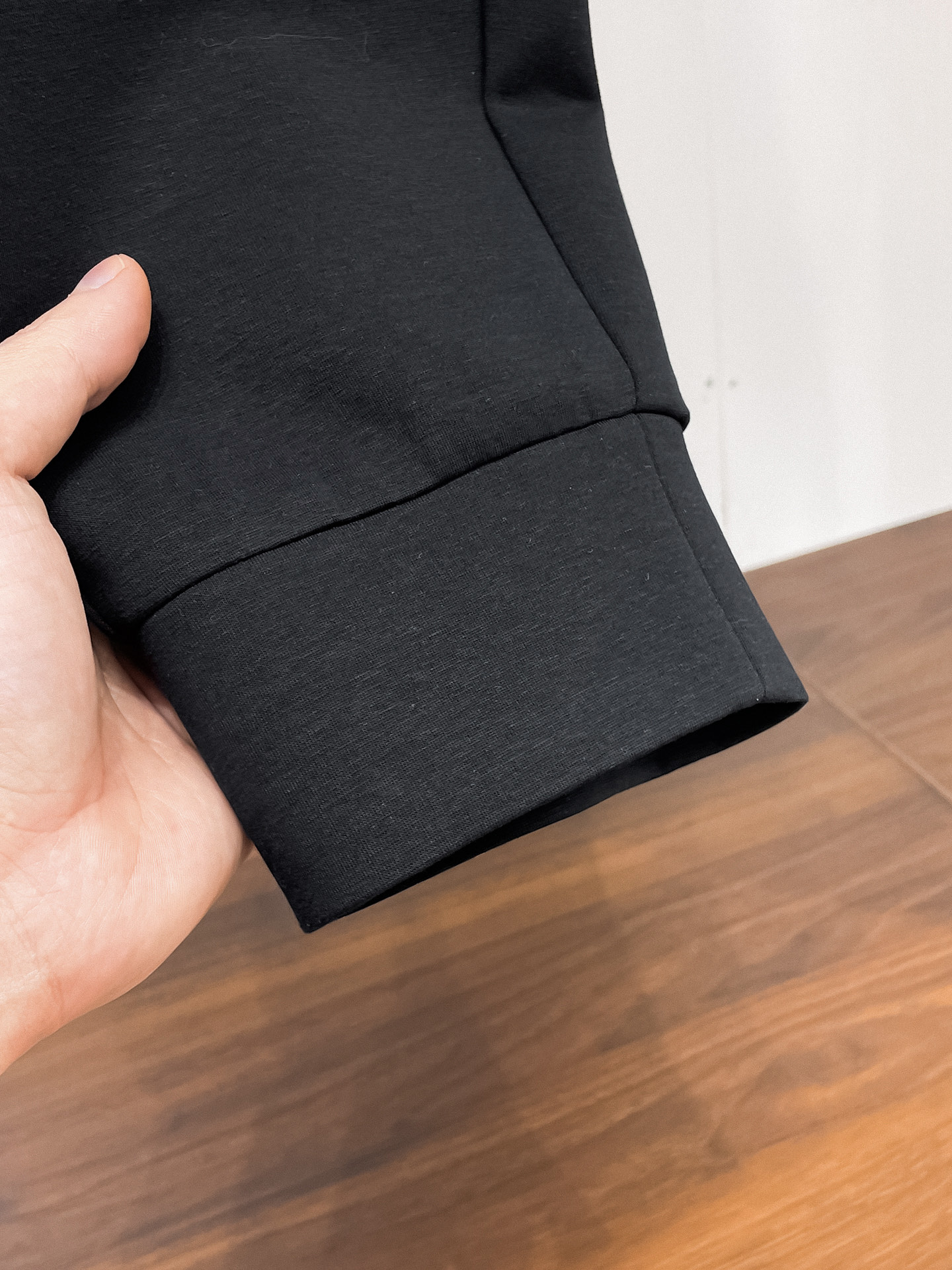 罗意威 顶级货品🐮 🆕2026春夏新款休闲裤！官网同步发售。品牌经典LOGO休闲裤 ，定制面料，舒适度极