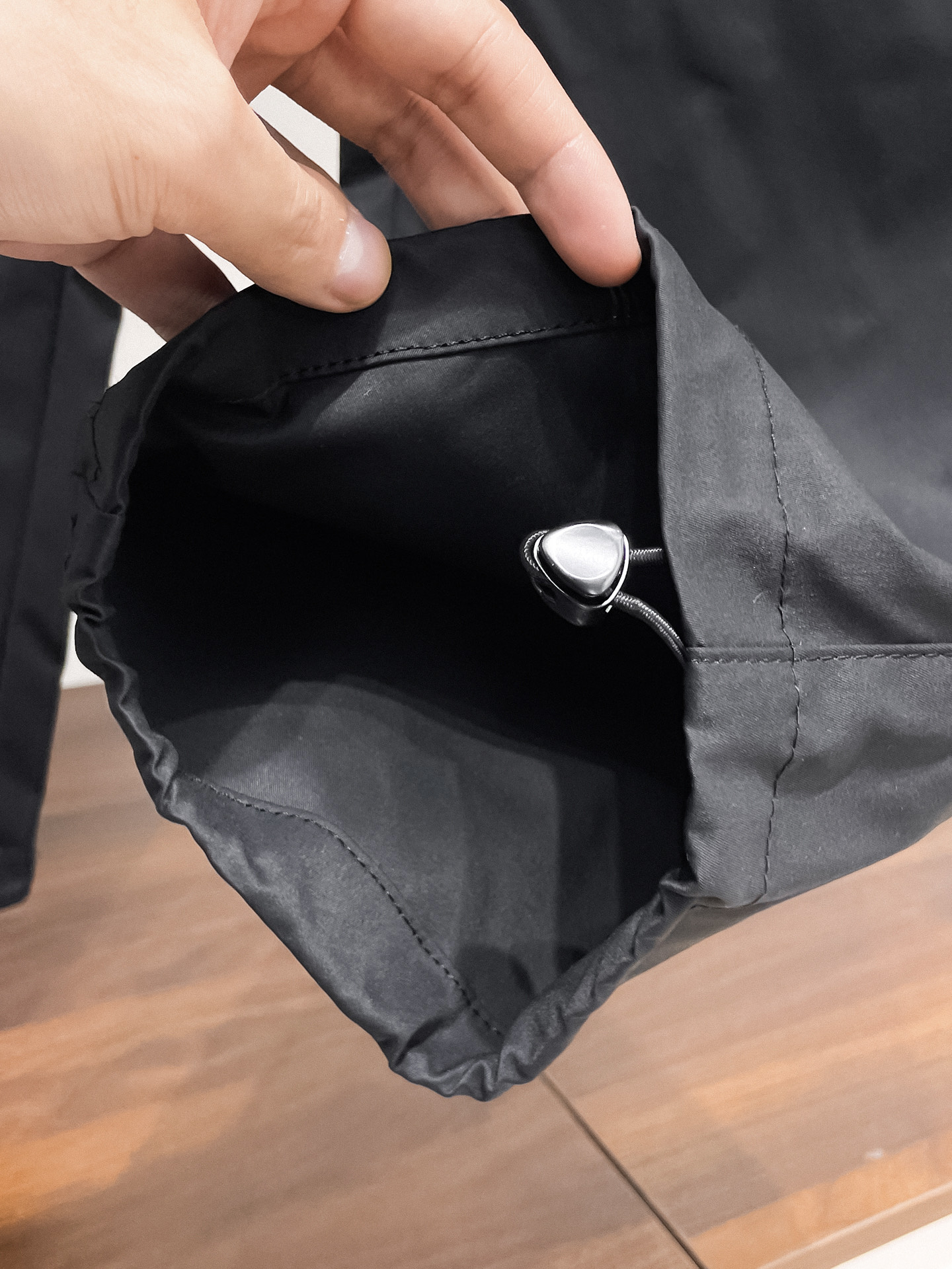 巴宝莉 顶级货品🐮 🆕2026春夏新款休闲裤！官网同步发售。品牌经典LOGO休闲裤 ，定制面料，舒适度极