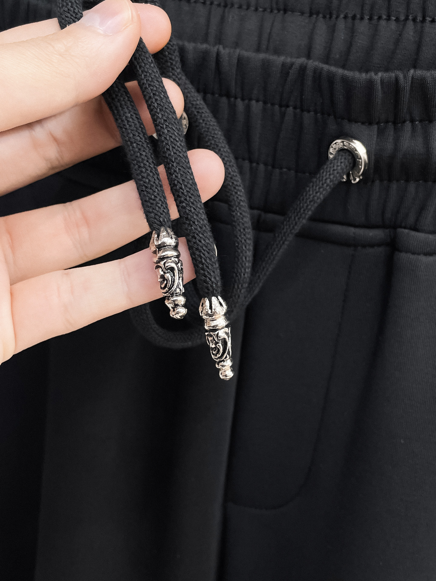 克罗心 顶级货品🐮 🆕2026春夏新款休闲裤！官网同步发售。品牌经典LOGO休闲裤 ，定制面料，舒适度极