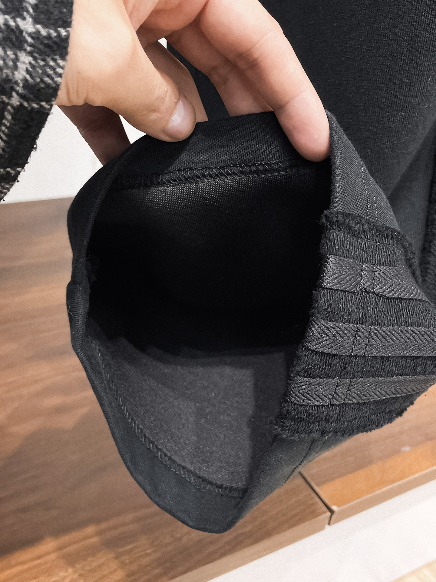 Y-3 顶级货品🐮 🆕2026春夏新款休闲裤！官网同步发售。品牌经典LOGO休闲裤 ，定制面料，舒适度极