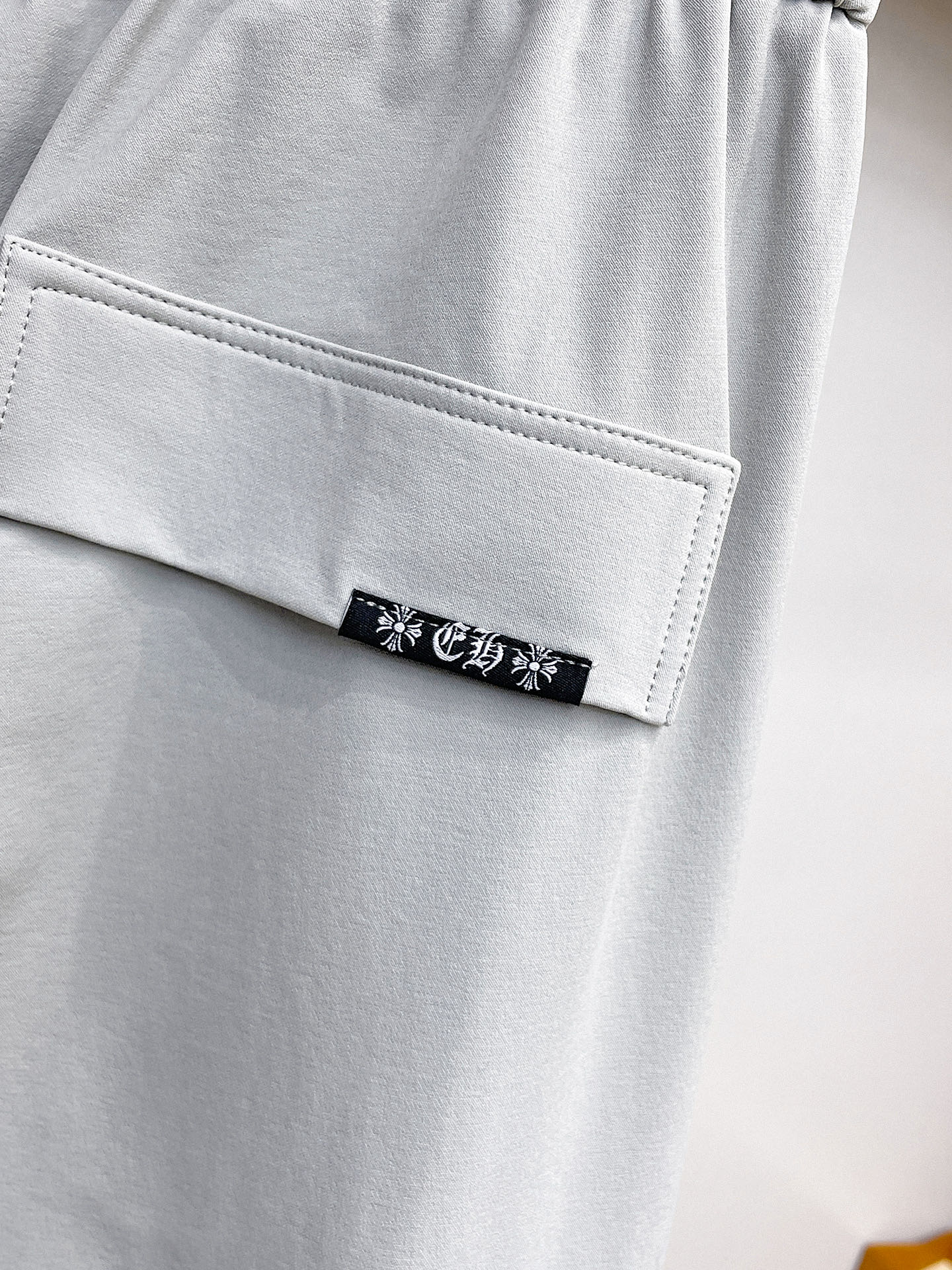 克罗心 顶级货品🐮 🆕2026春夏新款休闲裤！官网同步发售。品牌经典LOGO休闲裤 ，定制面料，舒适度极