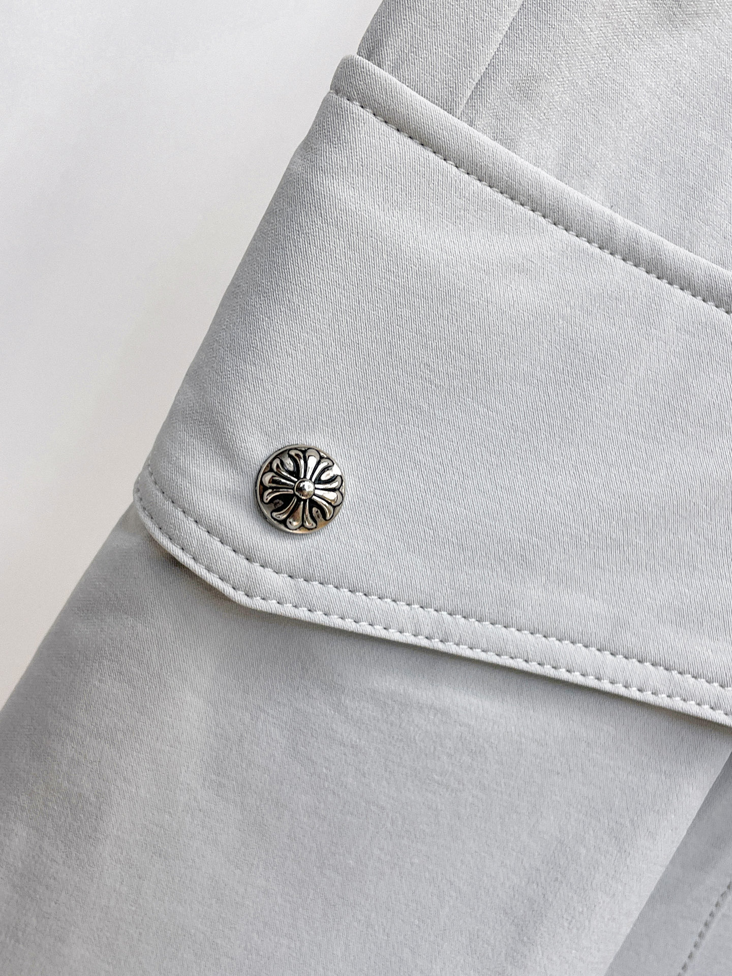 克罗心 顶级货品🐮 🆕2026春夏新款休闲裤！官网同步发售。品牌经典LOGO休闲裤 ，定制面料，舒适度极