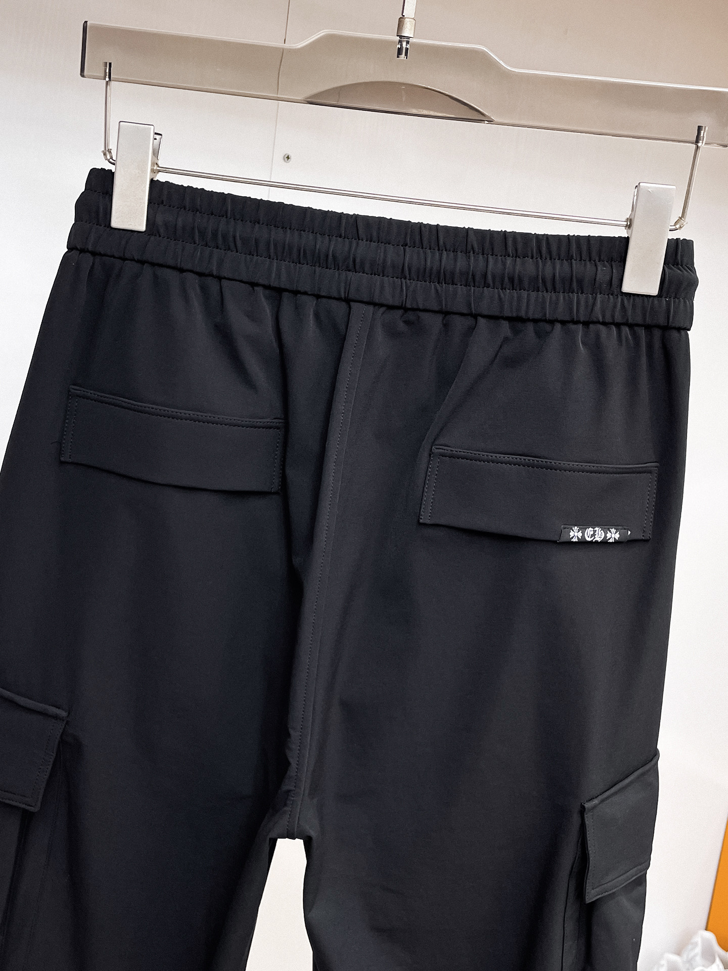 克罗心 顶级货品🐮 🆕2026春夏新款休闲裤！官网同步发售。品牌经典LOGO休闲裤 ，定制面料，舒适度极