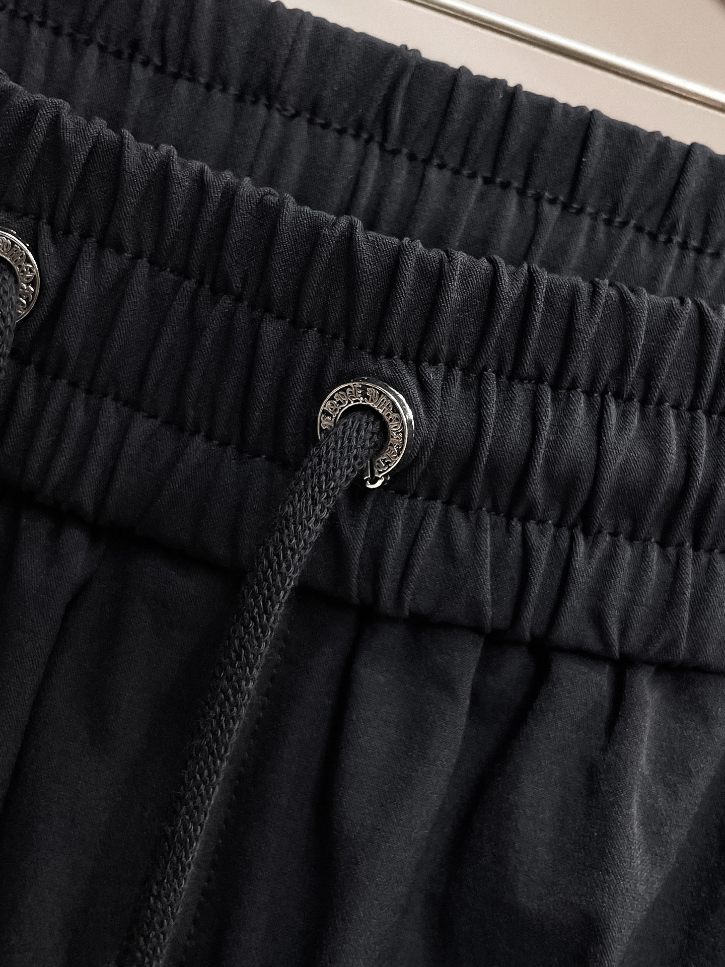 克罗心 顶级货品🐮 🆕2026春夏新款休闲裤！官网同步发售。品牌经典LOGO休闲裤 ，定制面料，舒适度极