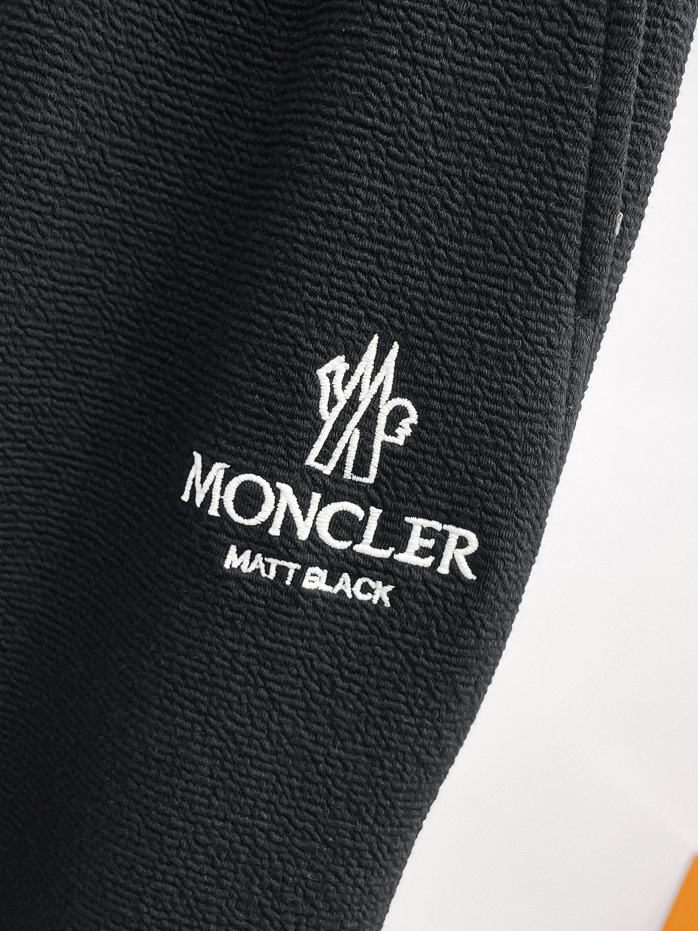 蒙口 顶级货品🐮 🆕2026春夏新款休闲裤！官网同步发售。品牌经典LOGO休闲裤 ，定制面料，舒适度极好