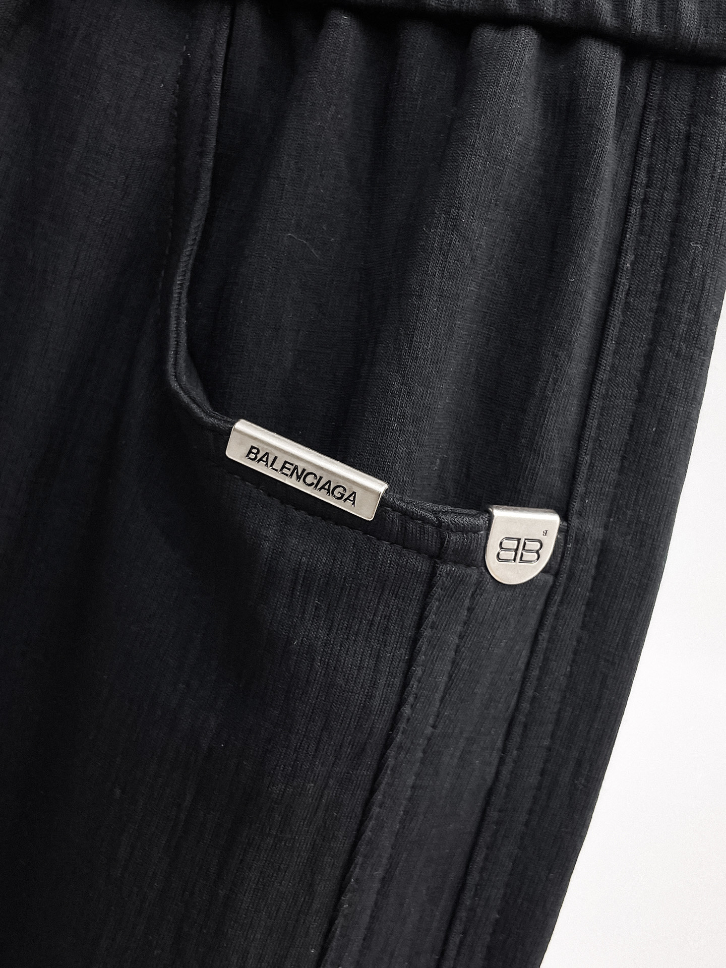 巴黎世家 顶级货品🐮 🆕2026春夏新款休闲裤！官网同步发售。品牌经典LOGO休闲裤 ，定制面料，舒适度