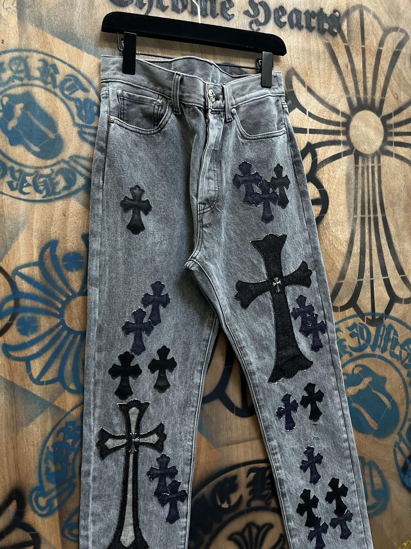 Chrome Hearts Limited Edition City Denim Jeans Vintage Levis Remake Pants 5 i1746700269416 9072 0 3