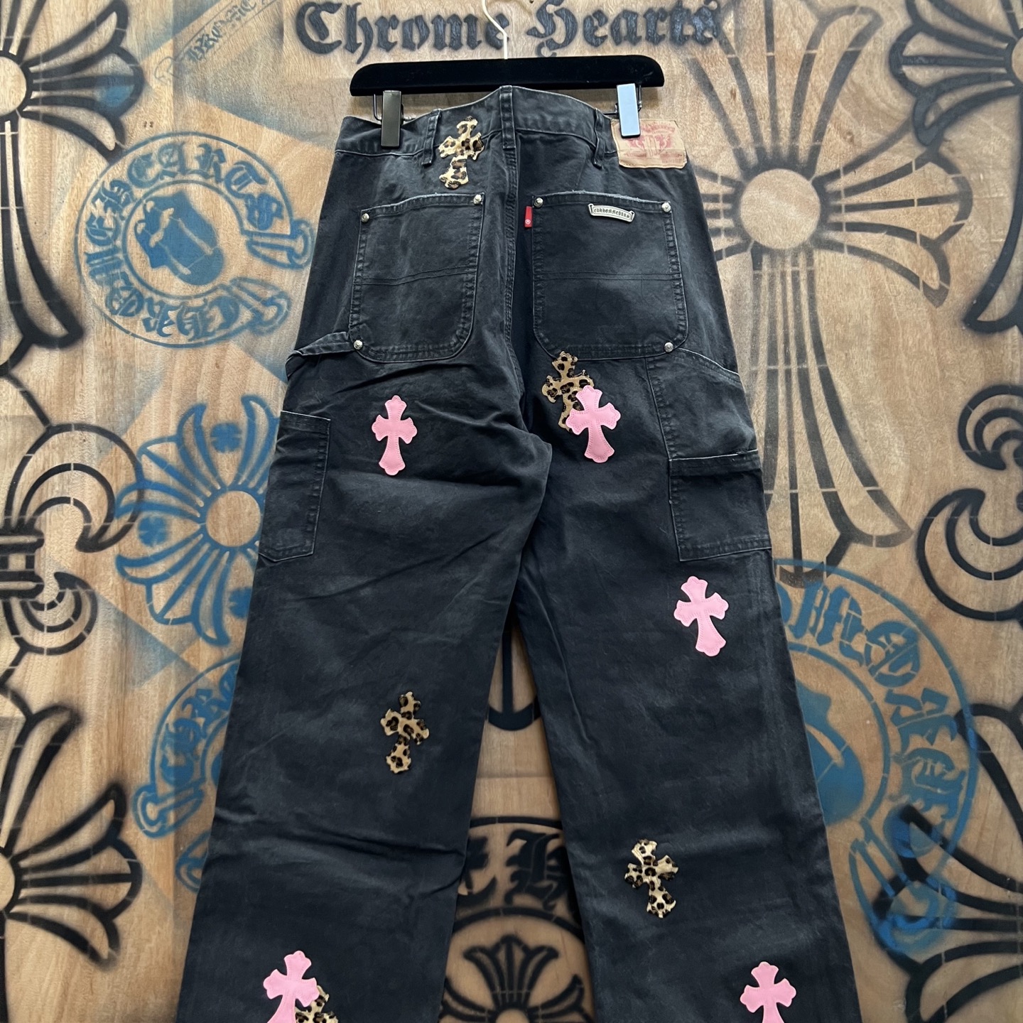 Chrome Hearts Vintage Levi's Remake Jeans with Cross and Leopard Patches 8 i1752127281689 419 0 6