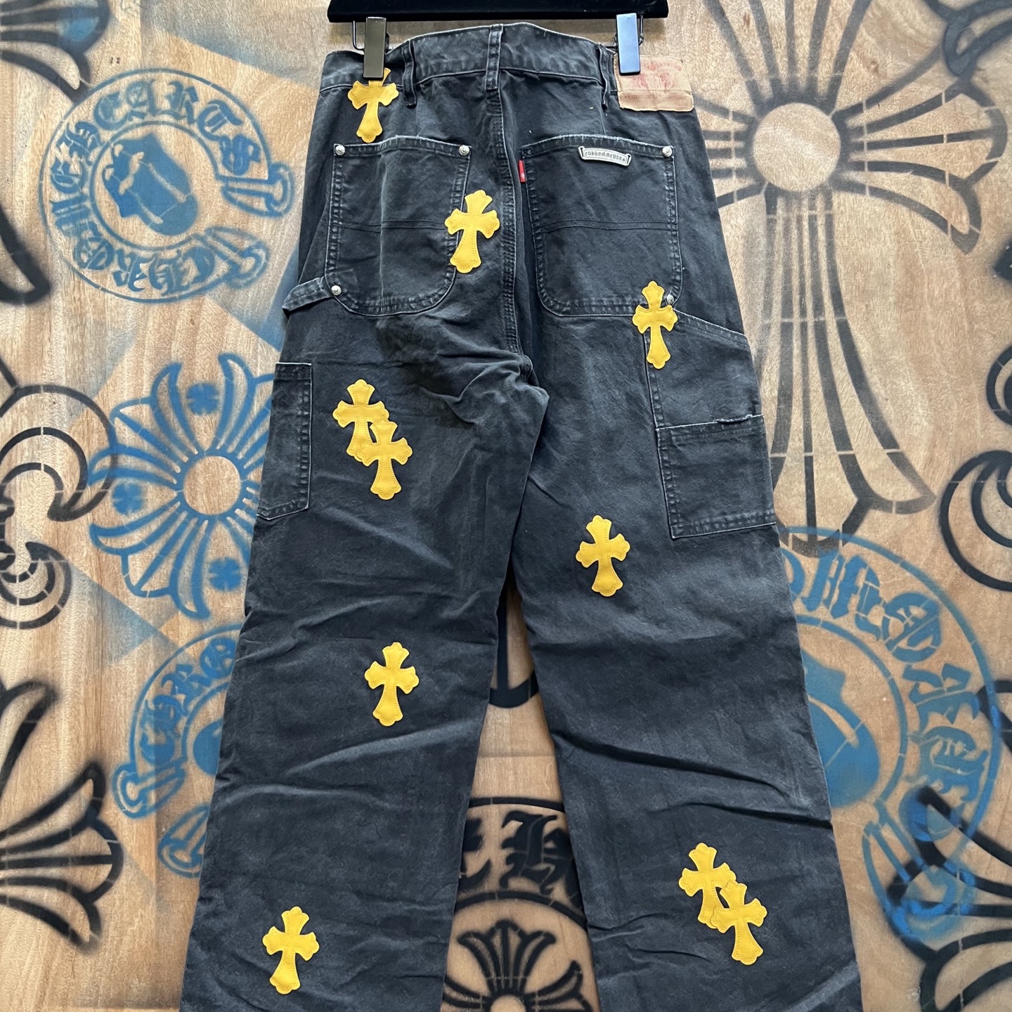 מכנסי ג'ינס Chrome Hearts במהדורה מוגבלת - עיצוב וינטג' עם טאץ' מודרני 7 i1752127351924 9651 0 5
