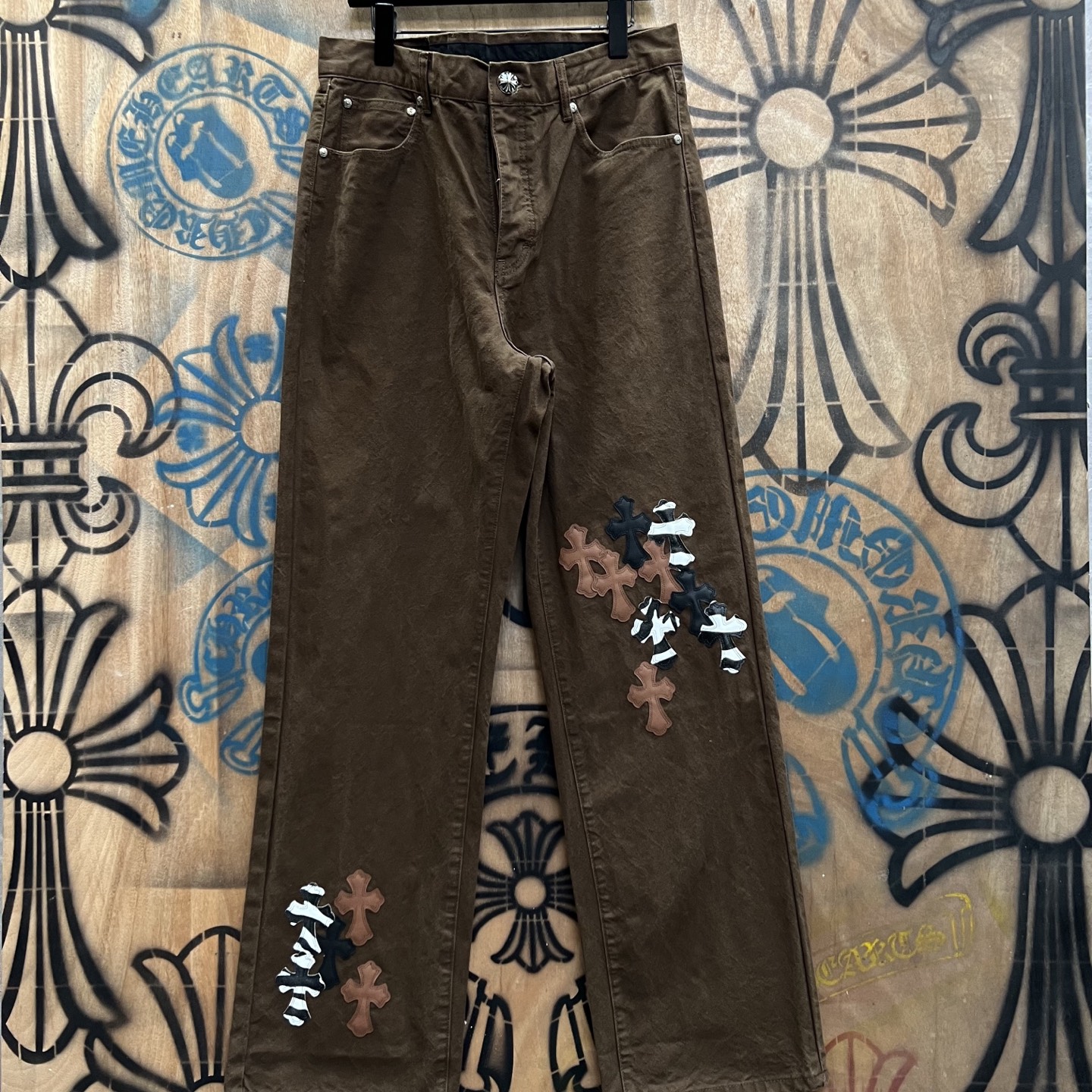 Chrome Hearts بنطلون جينز بتصميم المدينة المحدود إصدار خاص، جلد الغنم الفاخر وفضة 925
