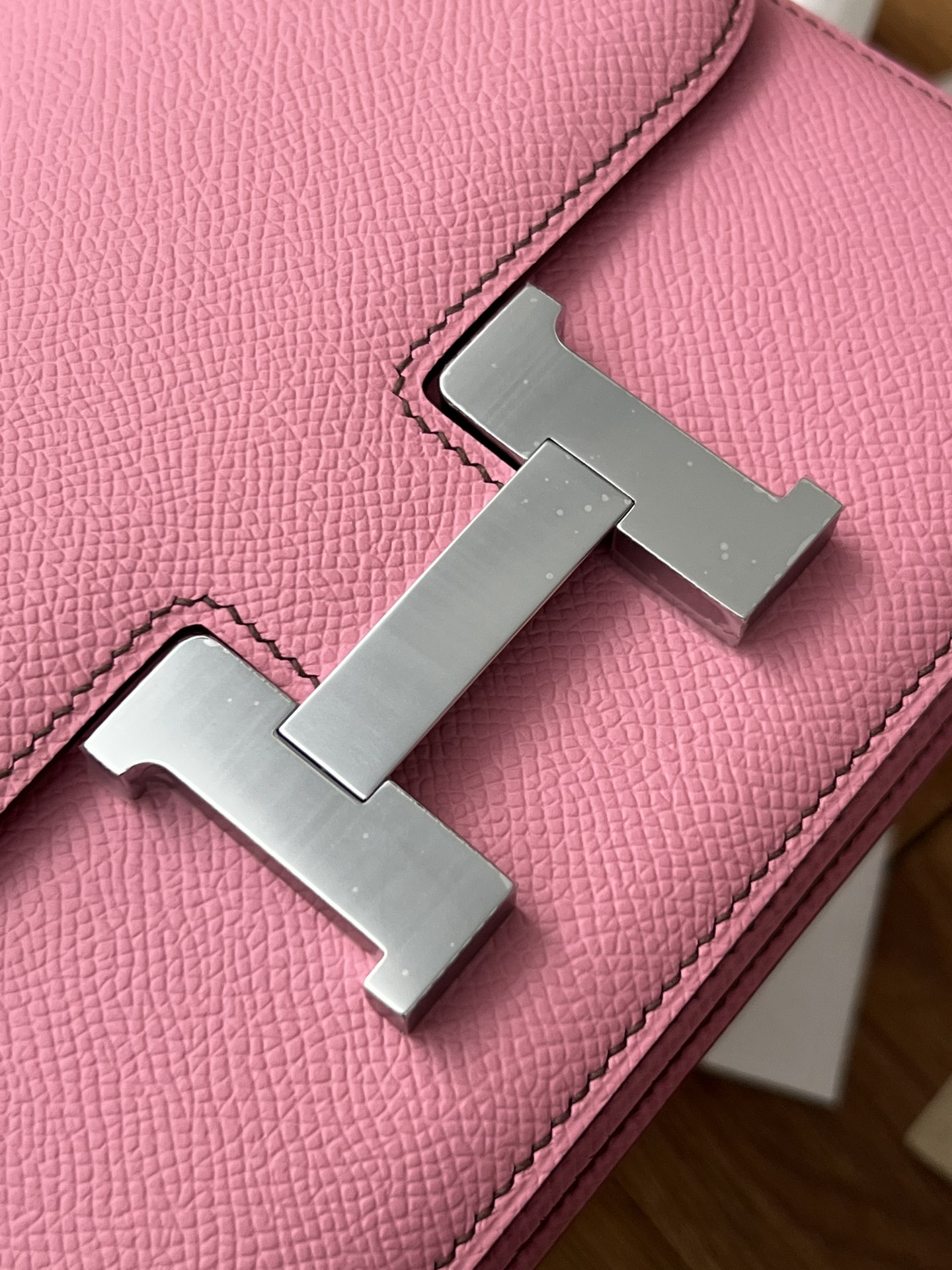 Hermès Constance 19cm 5P Sakura Pink Silver Buckle Crossbody Bag 9 i1716176153 3681 3
