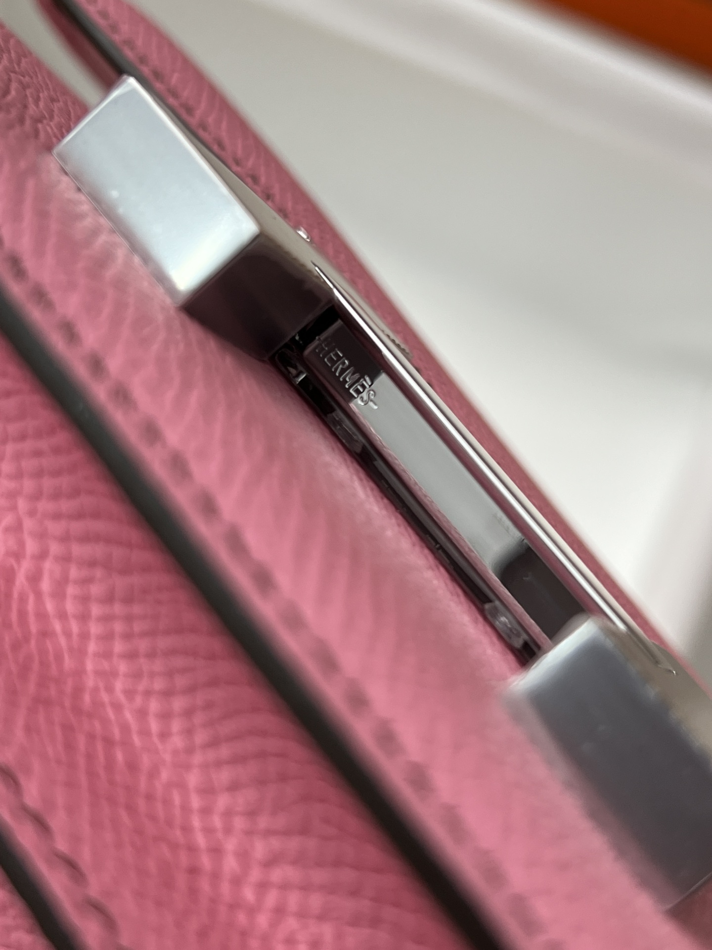 Hermès Constance 19cm 5P Sakura Pink Silver Buckle Crossbody Bag 10 i1716176153 5894 5
