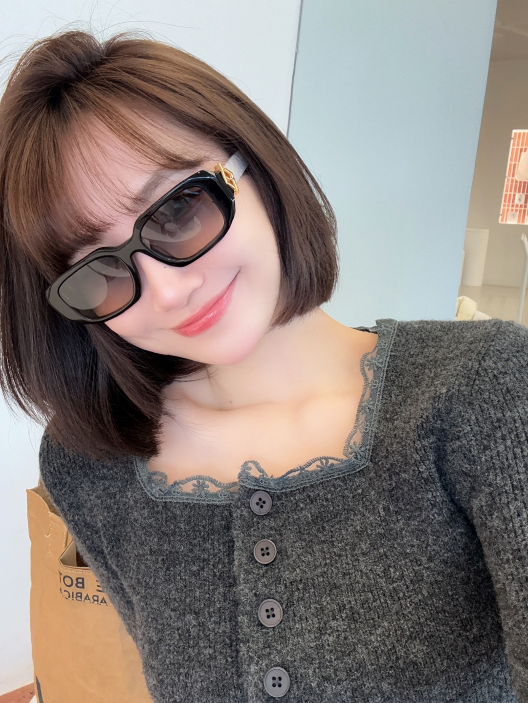 ￼  Fendi*
MOD FE40151U
Size50-21-135
