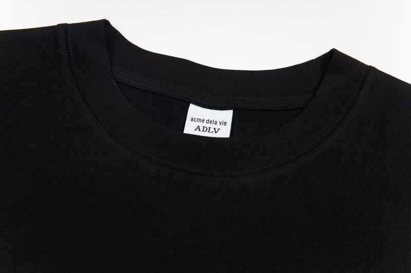 Fashionable Unisex T-Shirt: ADLV South Korean Style, Lightweight and Stylish in Black and White - 图片 3