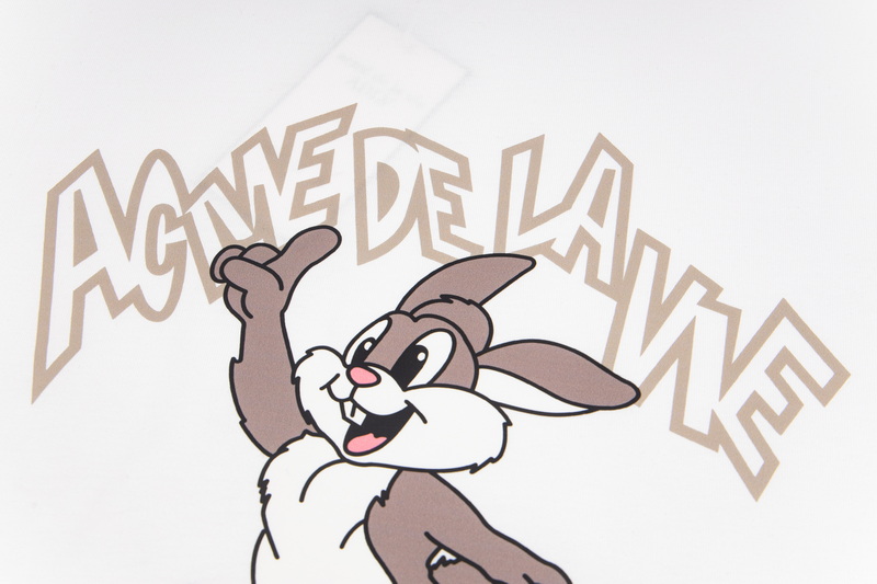 “Korean Cartoon Rabbit T-Shirt with Tampons: Spring/Summer Collection 2027” - 图片 4