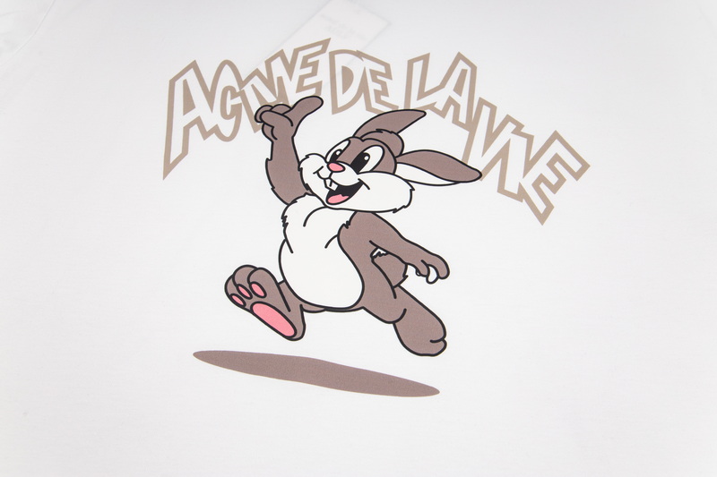 “Korean Cartoon Rabbit T-Shirt with Tampons: Spring/Summer Collection 2027” - 图片 3