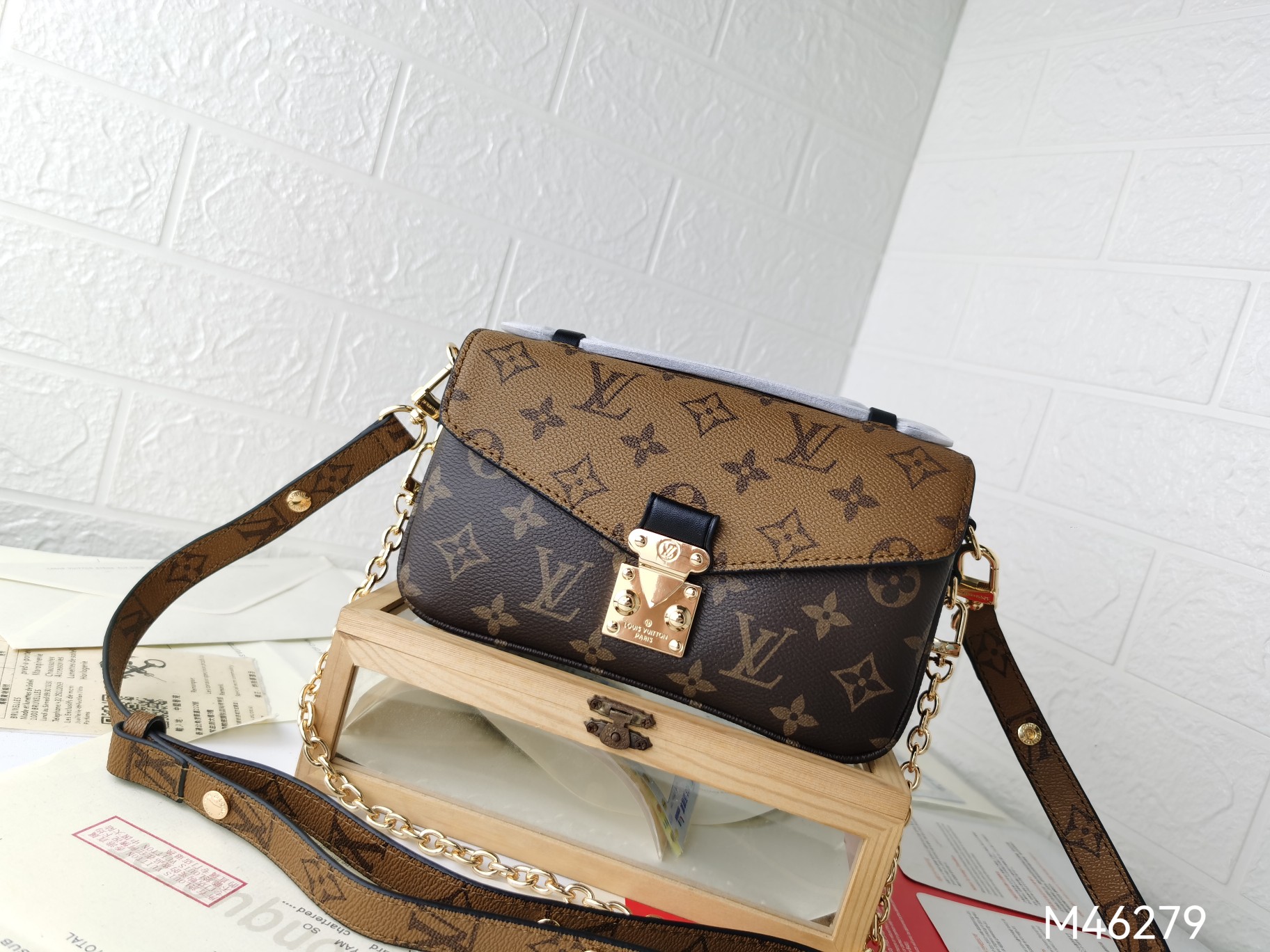 おしゃれな老花郵差包 East West Métis 小号