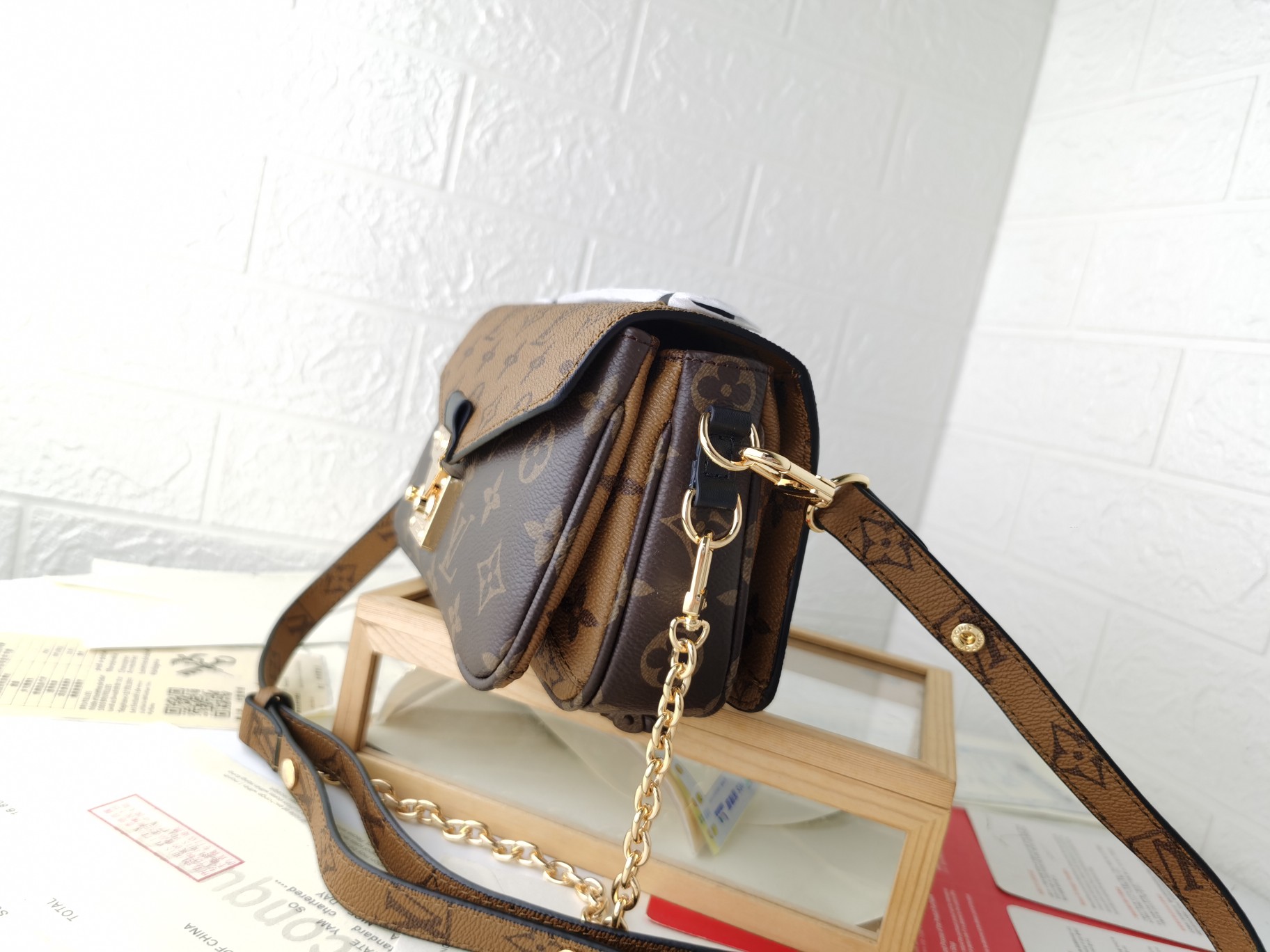 おしゃれな老花郵差包 East West Métis 小号