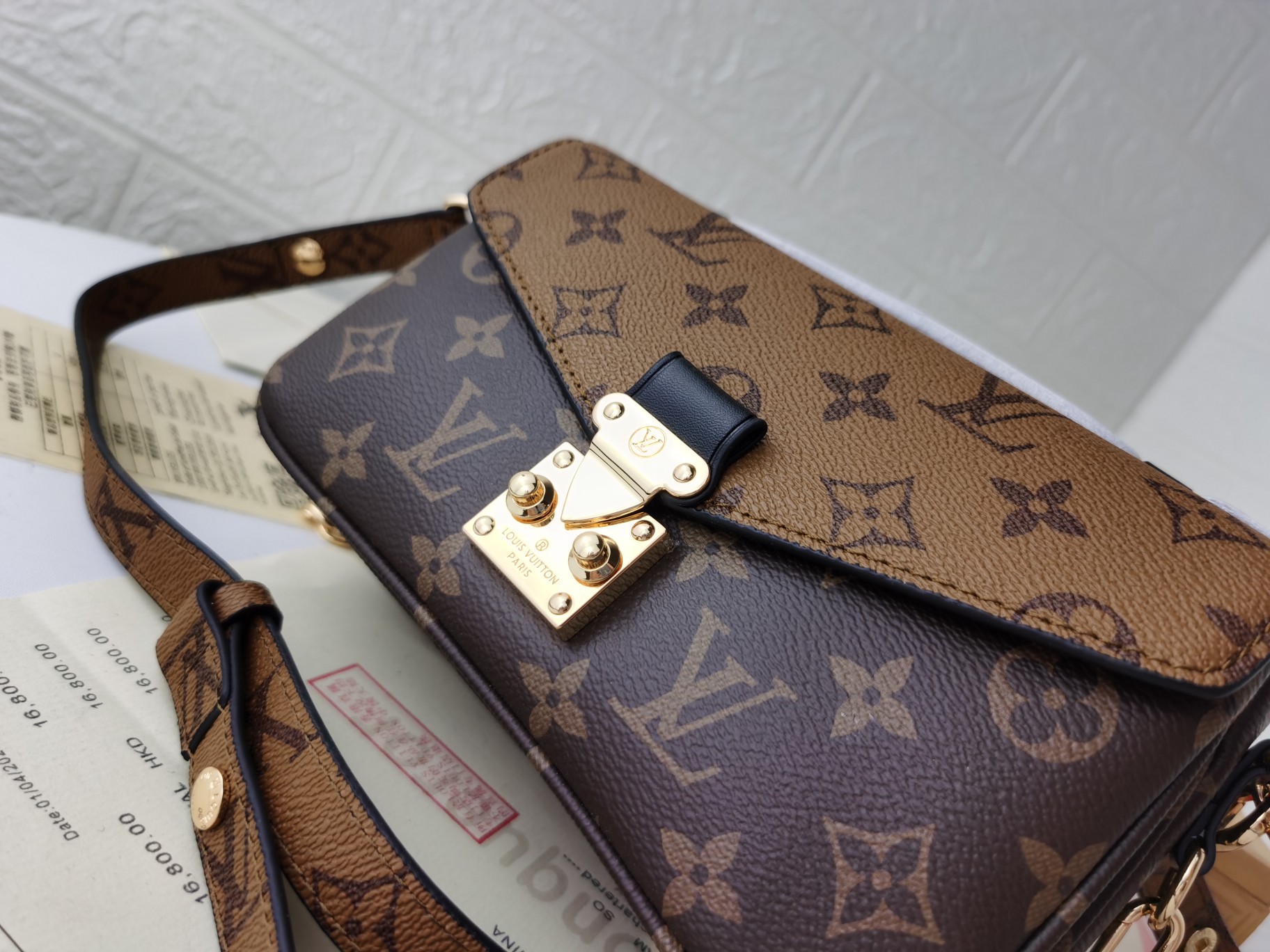 おしゃれな老花郵差包 East West Métis 小号