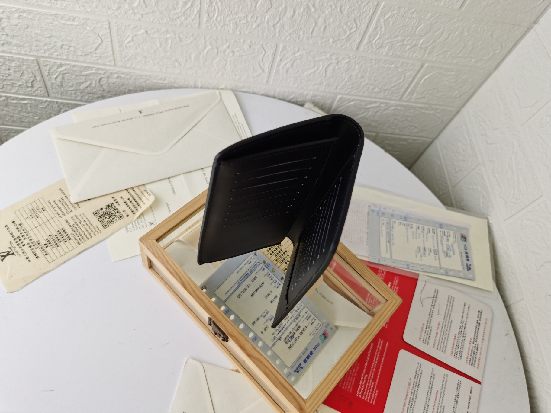 ルイ・ヴィトン M58192 ブラッザ ブラック ライチ柄 財布