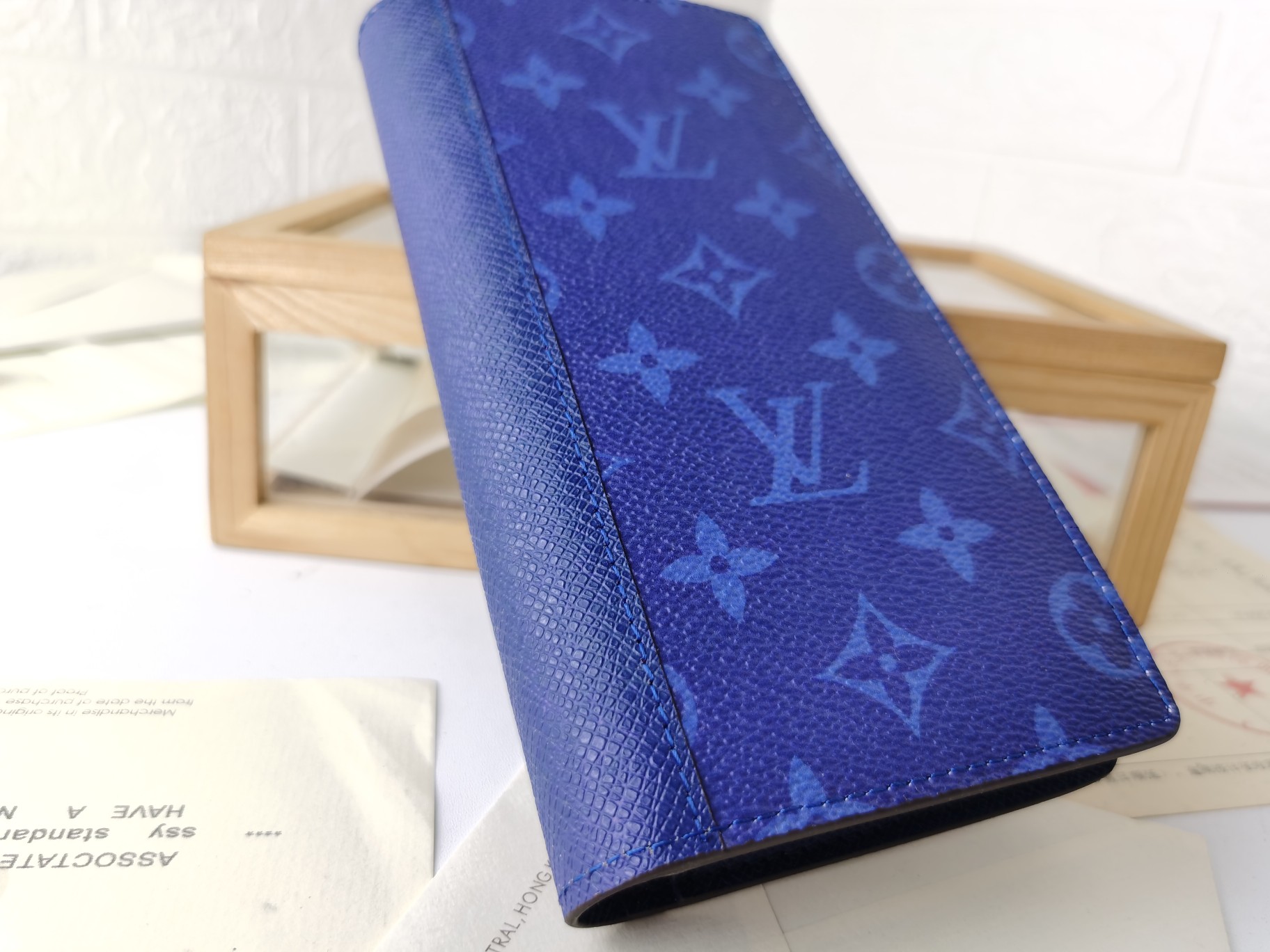 ルイ・ヴィトン Brazza 財布 モノグラムキャンバス製