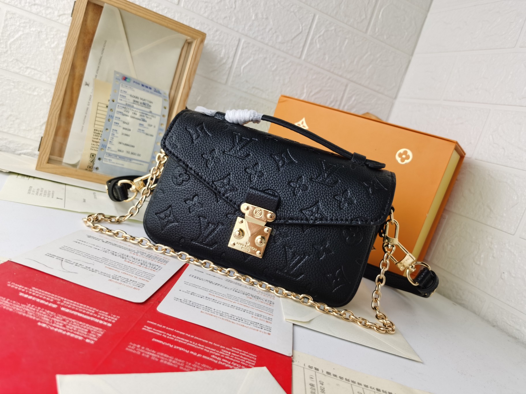 Pochette Métis East West 手袋取材 Monoglam 帆布