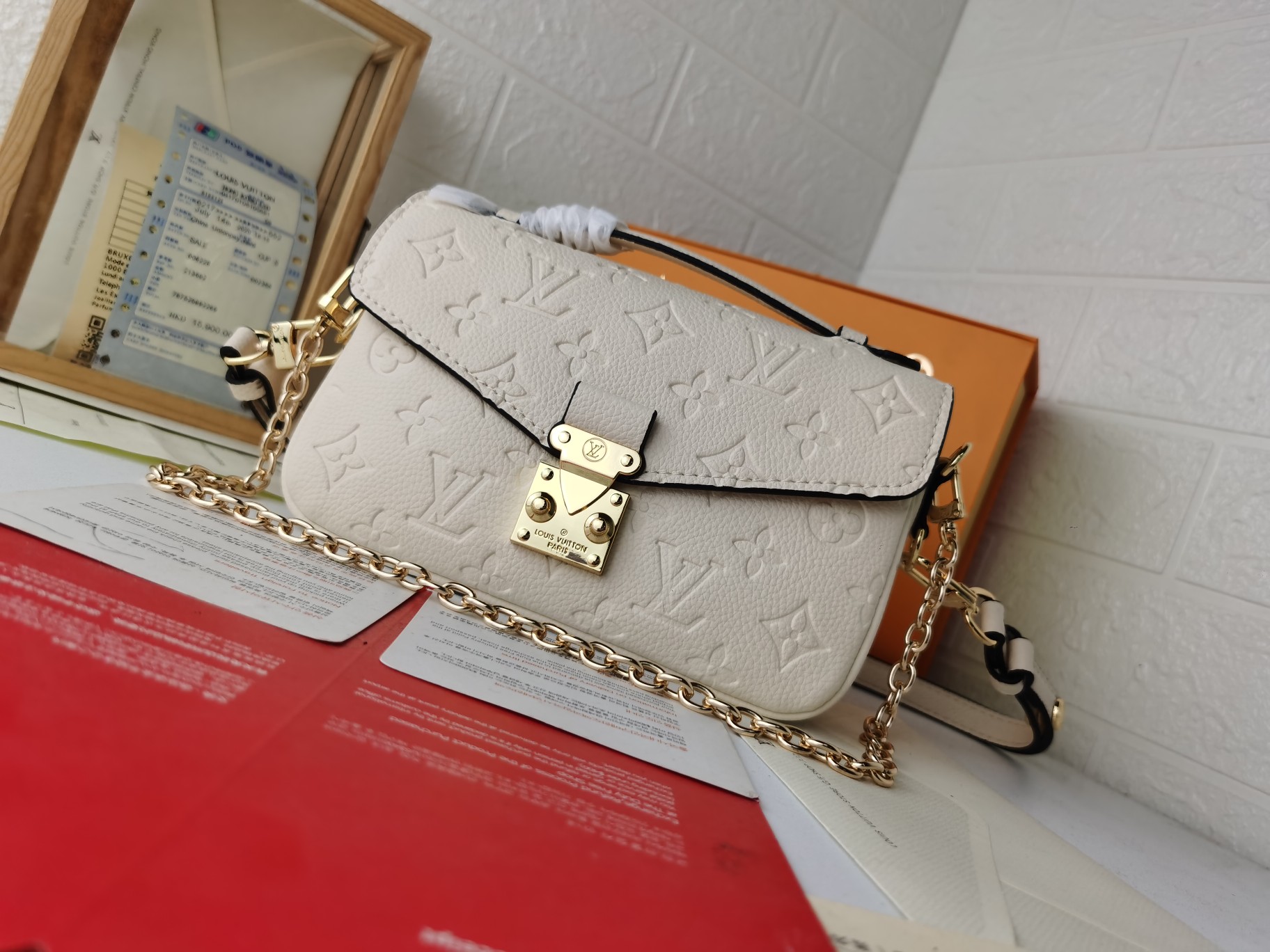 Pochette Métis East West 手袋取材 Monoglam 帆布